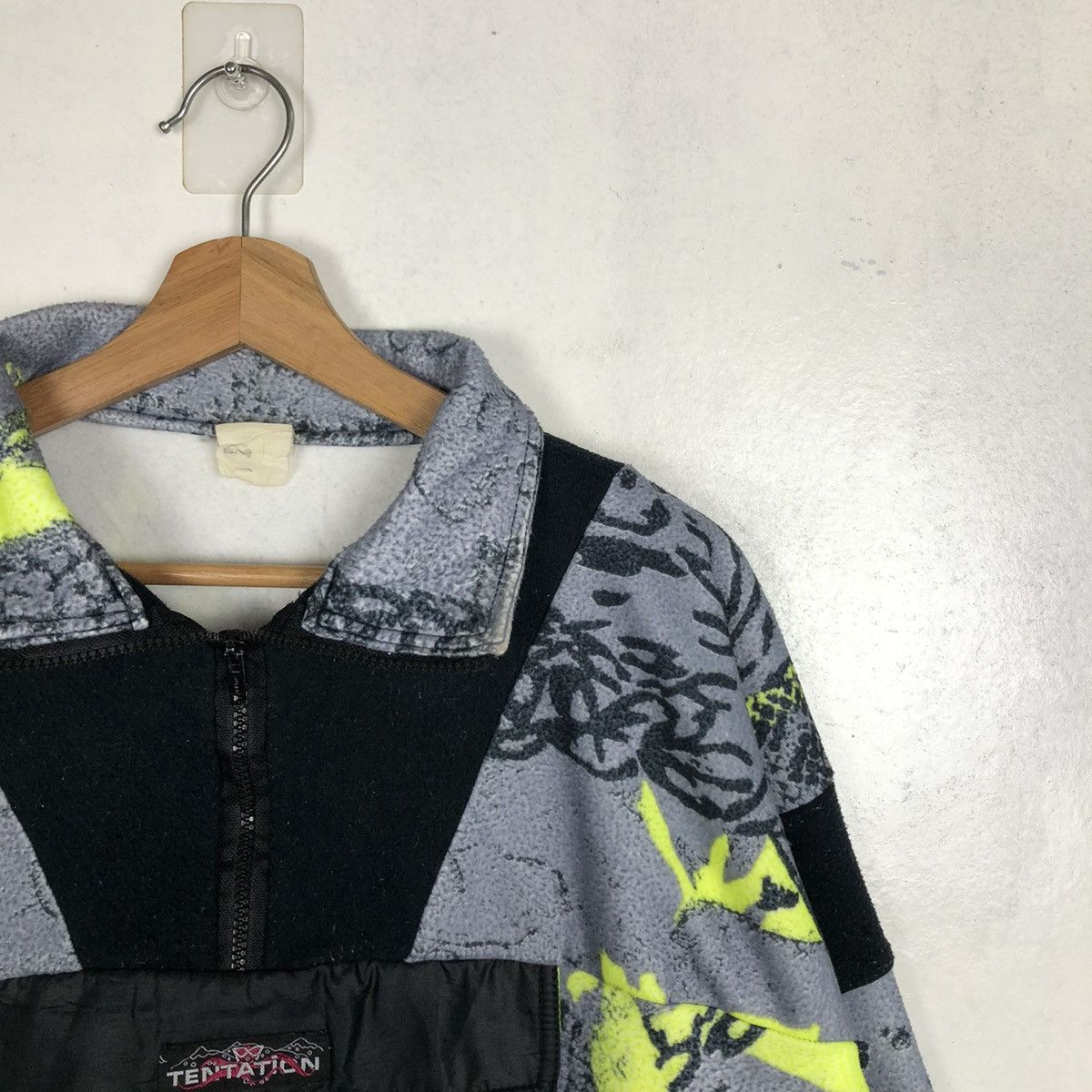 Japanese Brand VINTAGE TENTATION ANORAK FLEECE JACKET RARE DESIGN LIGHTING Size US M / EU 48-50 / 2 - 6 Thumbnail