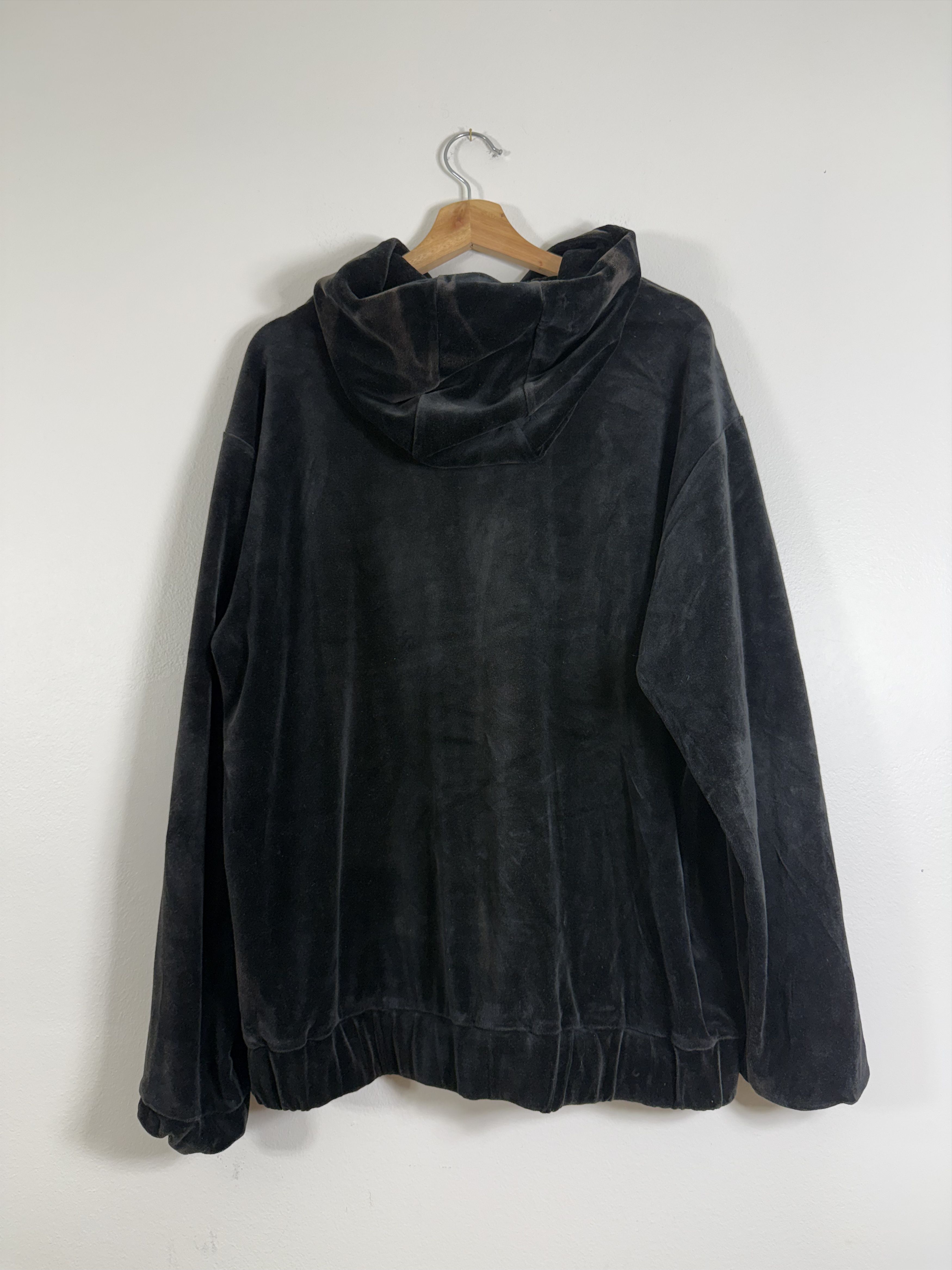 JiyongKim 22SS Sunfaded Black Velvet Hoodie Size US L / EU 52-54 / 3 - 2 Thumbnail