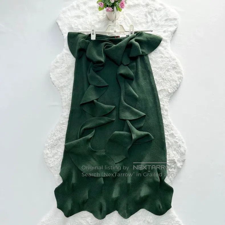 Issey Miyake Issey Miyake Dark Green Design Skirt Size 25" / US 0 / IT 36 - 1 Thumbnail