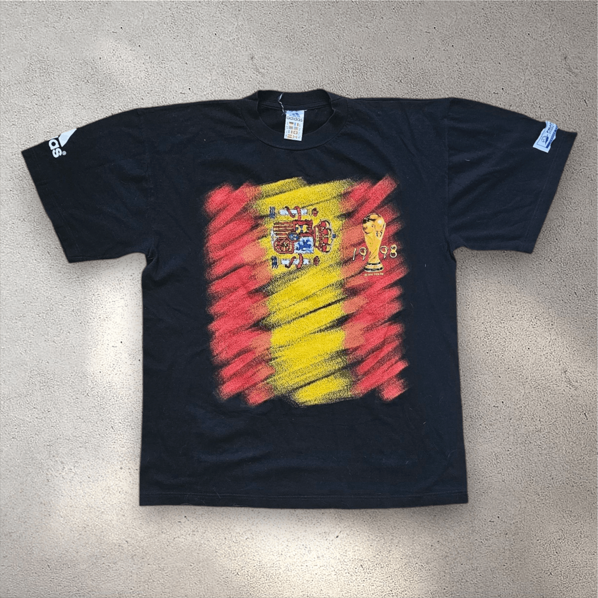 Adidas Adidas Spain 1998 World Cup Size US M / EU 48-50 / 2 - 1 Thumbnail