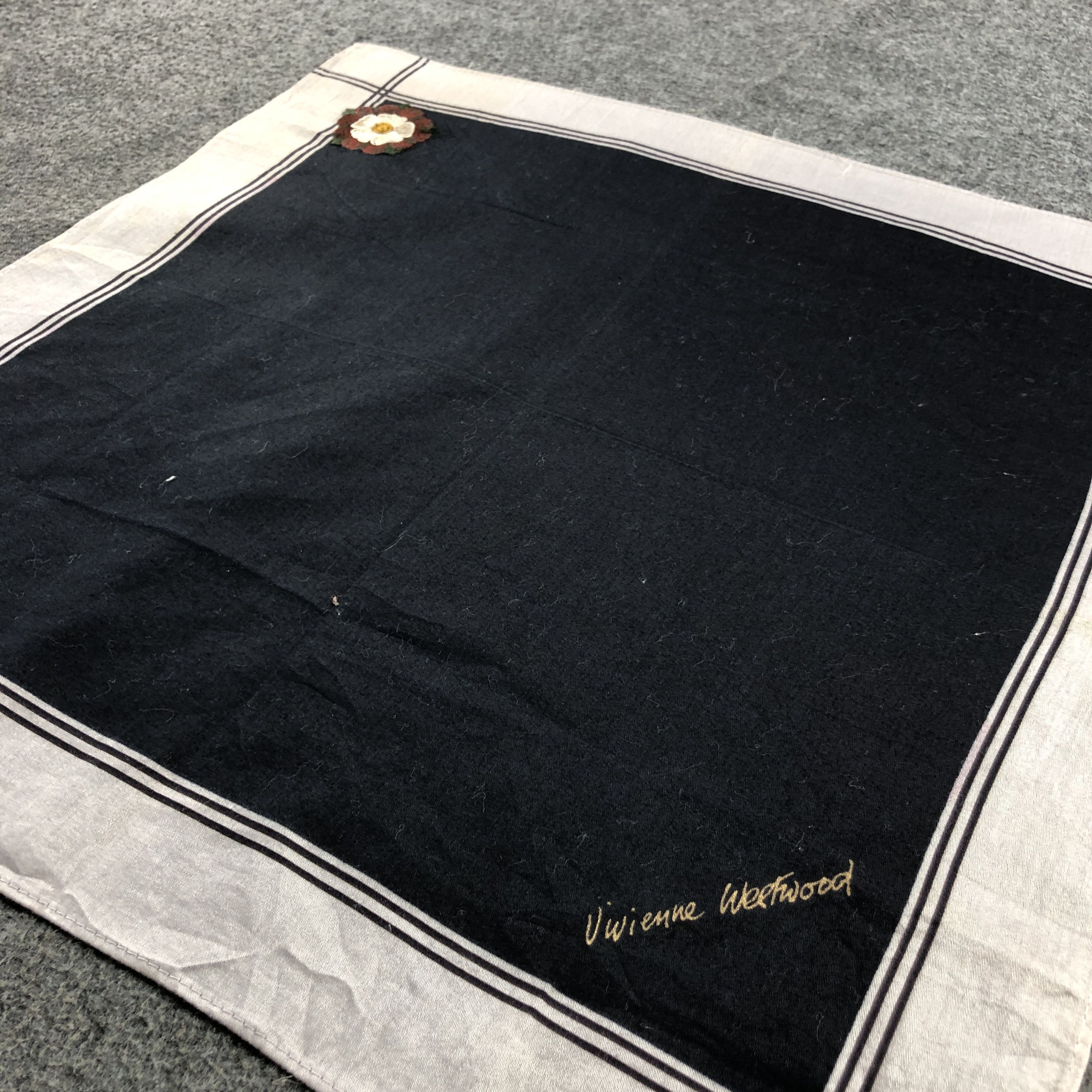 Seditionaries Vivienne Westwood Handkerchief Neckerchief Bandana H2804 Size ONE SIZE - 3 Thumbnail