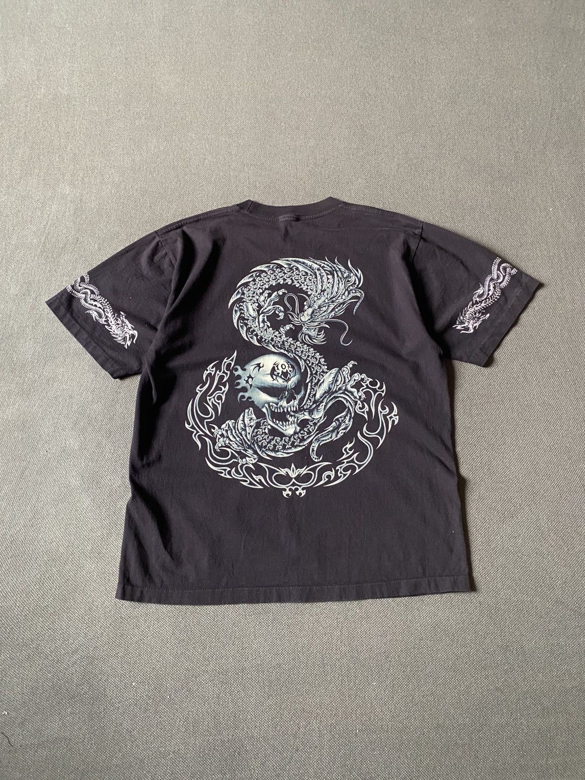 90s VINTAGE TRIBAL SKULL T-SHIRT SINGLE STITCH