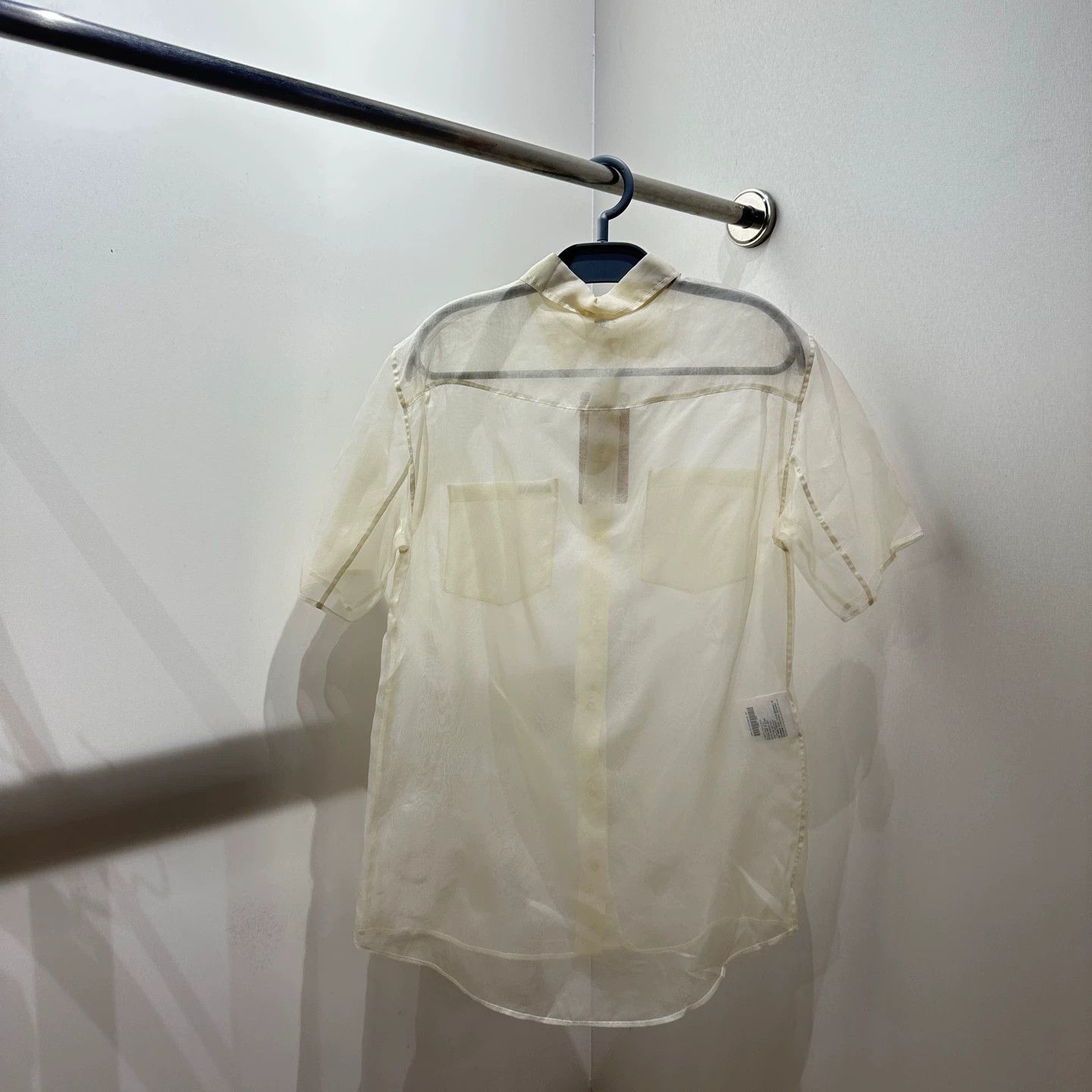 Miu Miu Miu Miu mar635 sheer logo silk short sleeve shirt 36 Size XS / US 0-2 / IT 36-38 - 2 Thumbnail