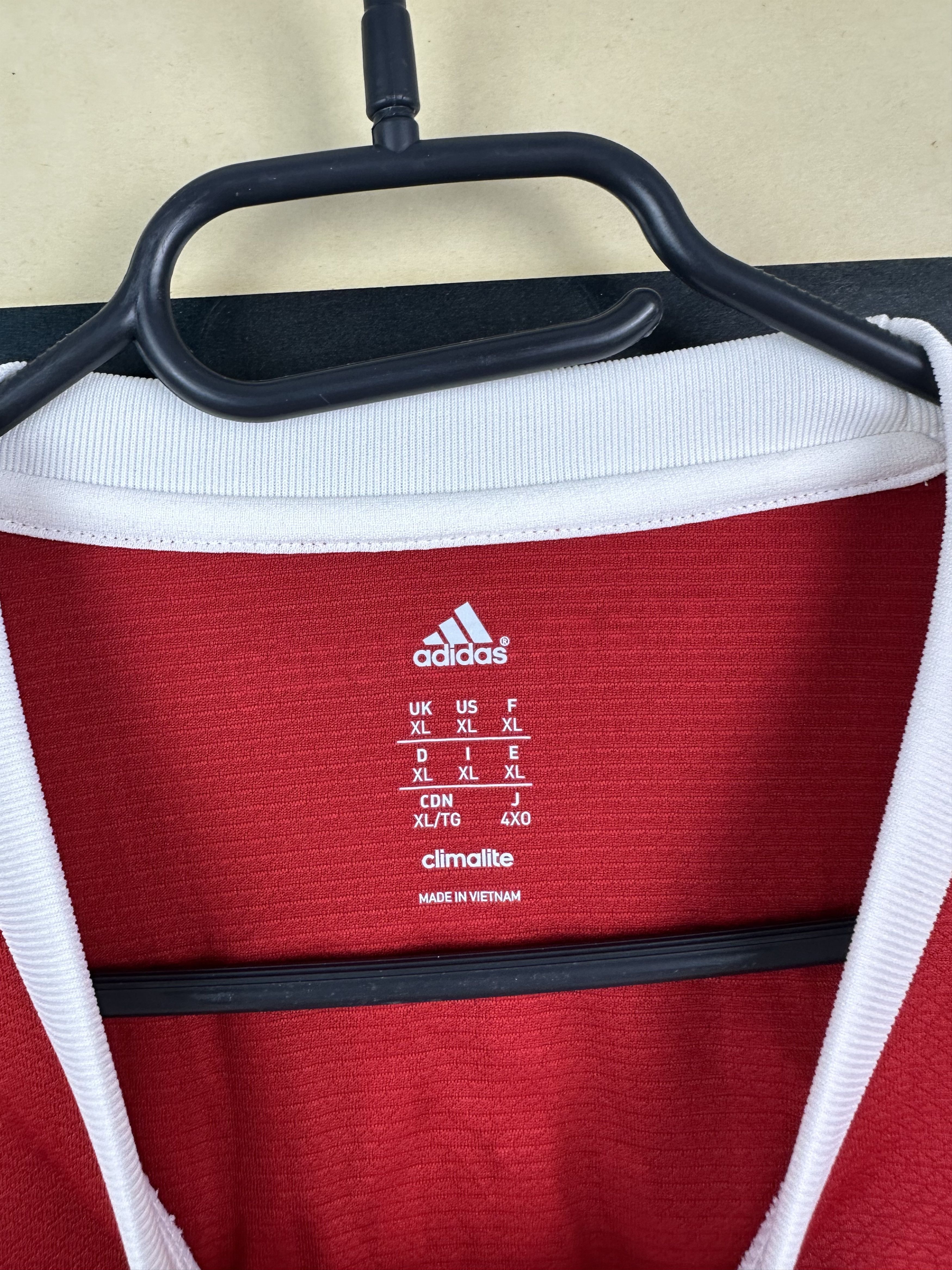 Adidas Hungary football shirt 2012 Soccer #18 Halmosi Adidas Jersey Size US XL / EU 56 / 4 - 7 Thumbnail
