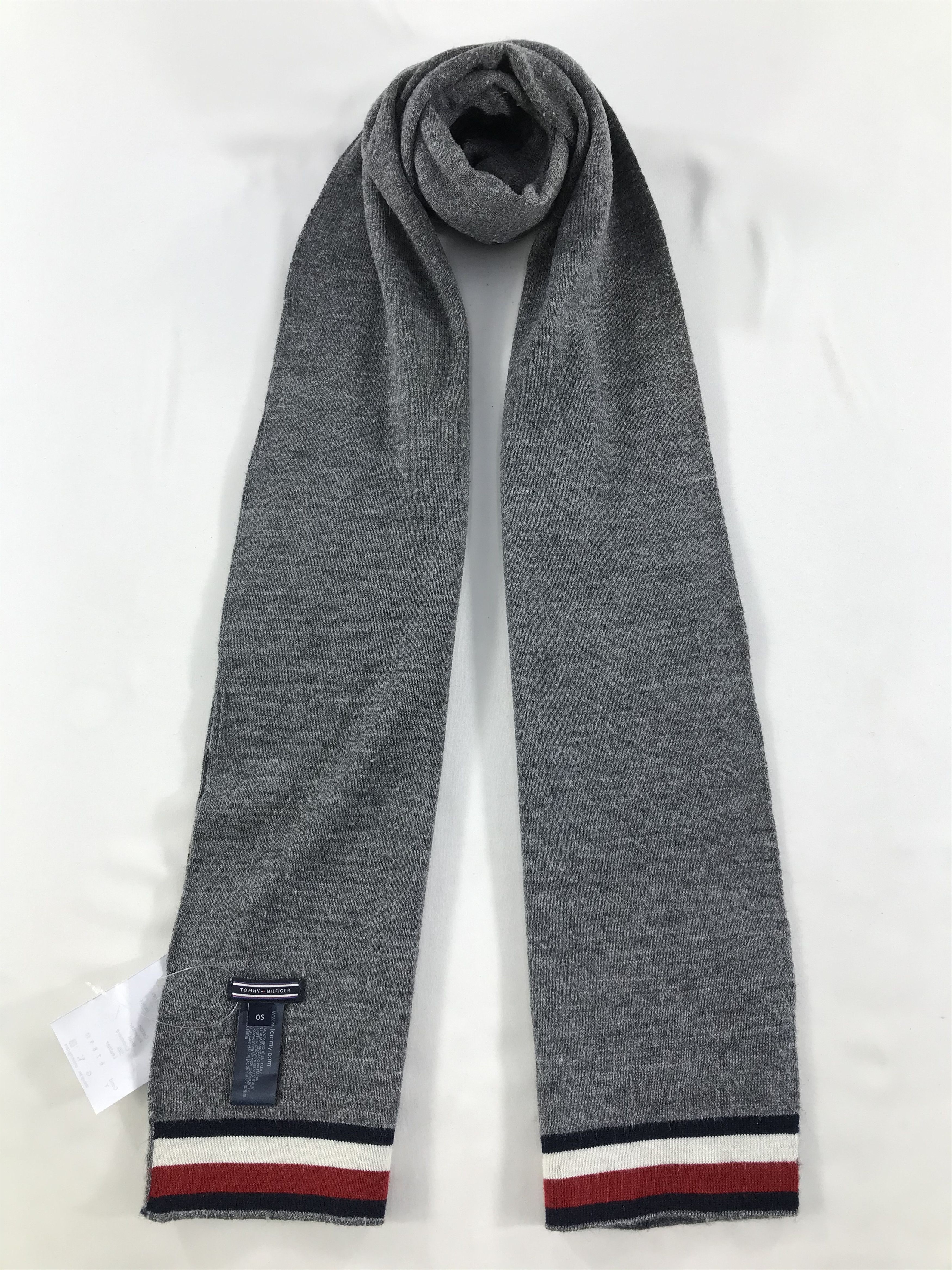 Tommy Hilfiger Vintage Tommy Hilfiger Scarf/Muffler/Neckwear MF1326 Size ONE SIZE - 1 Thumbnail