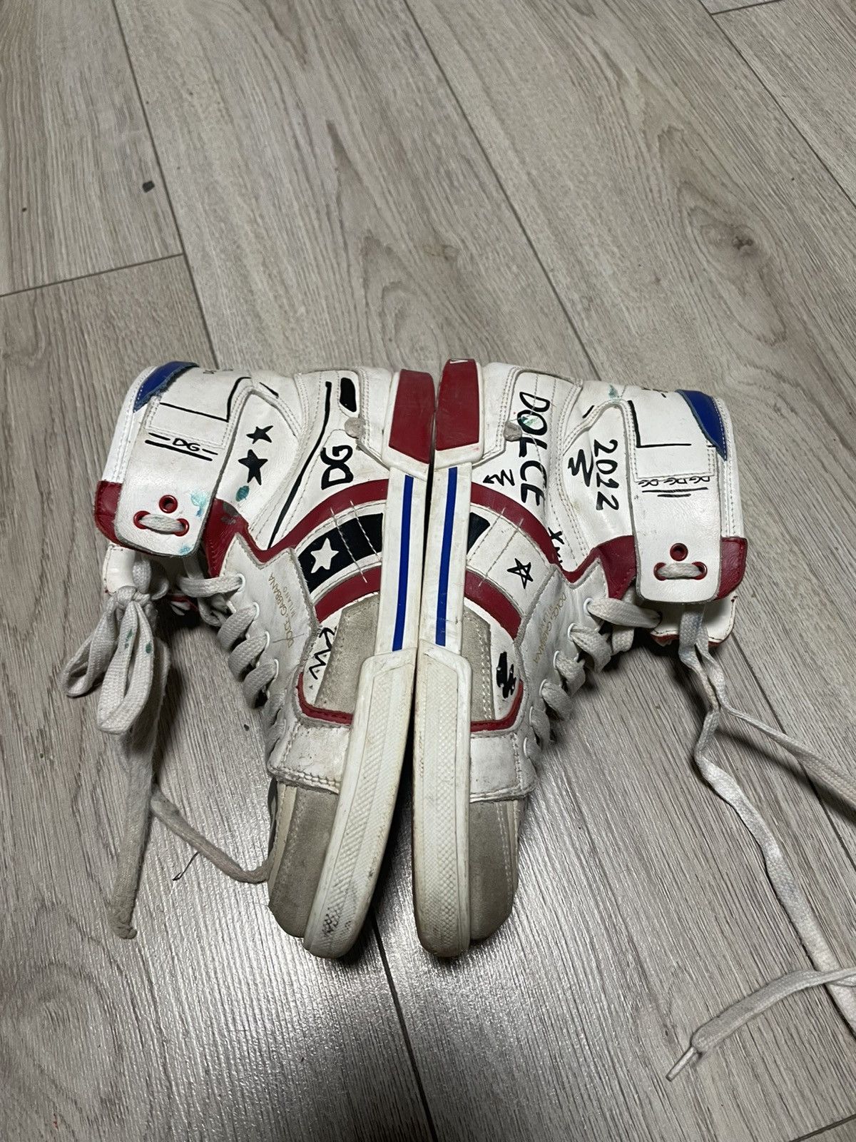 Dolce & Gabbana Dolce & Gabbana Graffiti Print High Top Sneakers Size 36 Size US 5 / EU 37 - 5 Thumbnail