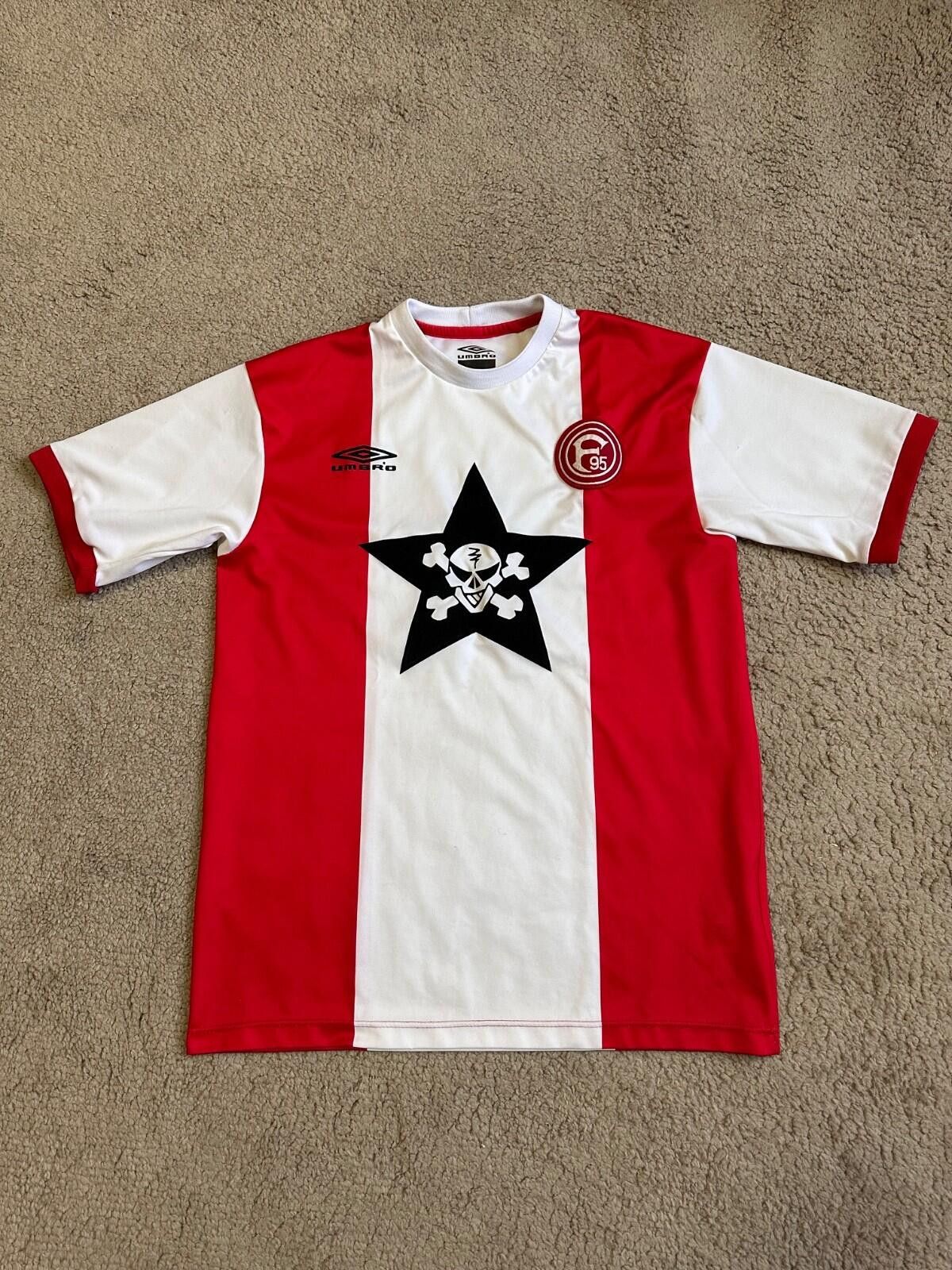 2002/03 FORTUNA DUSSELDORF HOME SHIRT (M) UMBRO
