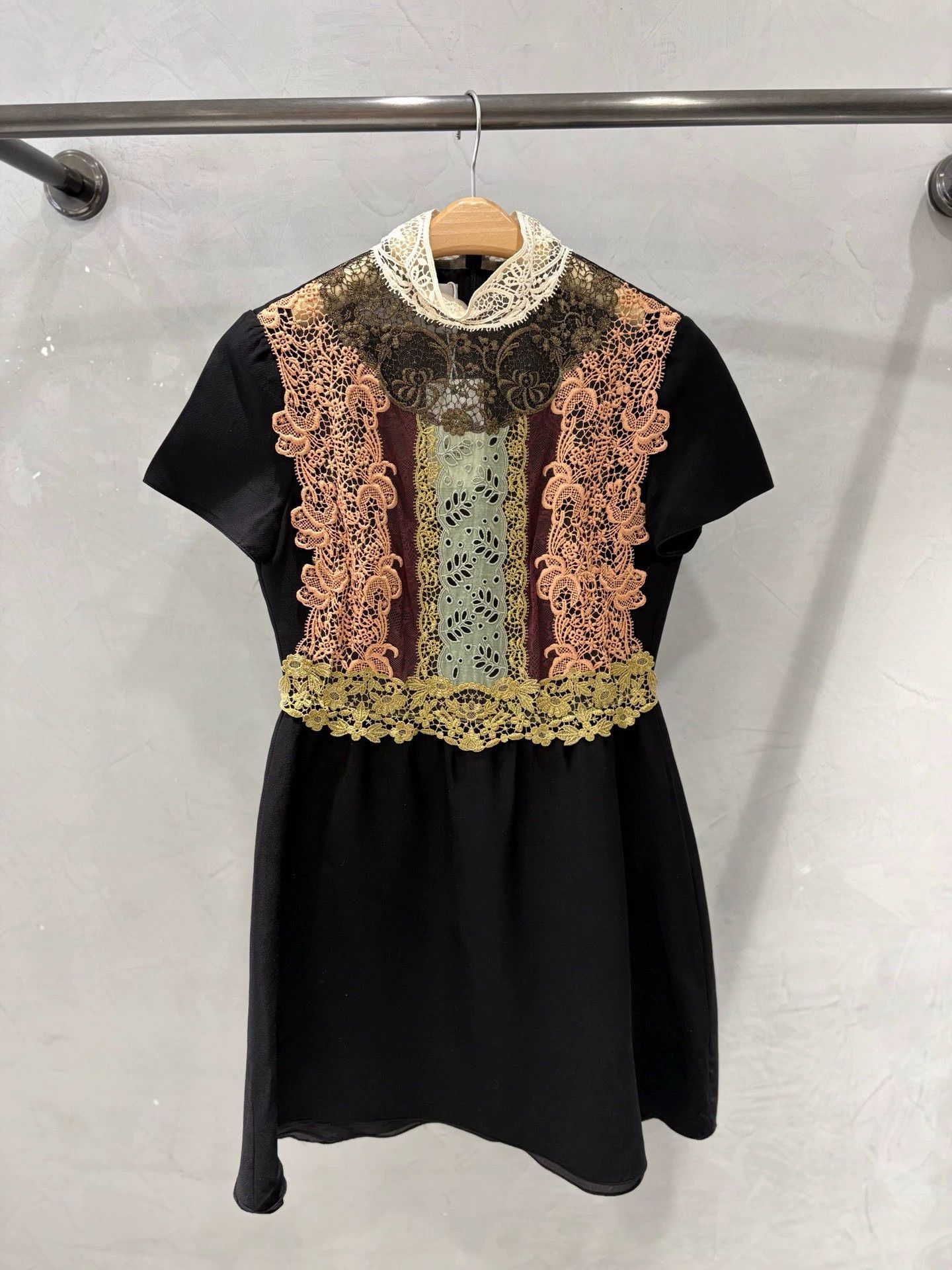 Valentino VALENTINO Black Lace Dress - dmc Size M / US 6-8 / IT 42-44 - 1 Thumbnail