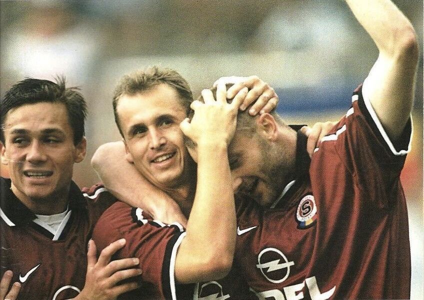 Vintage 97/98 AC Sparta Praha Home Shirt Size US XL / EU 56 / 4 - 22 Thumbnail