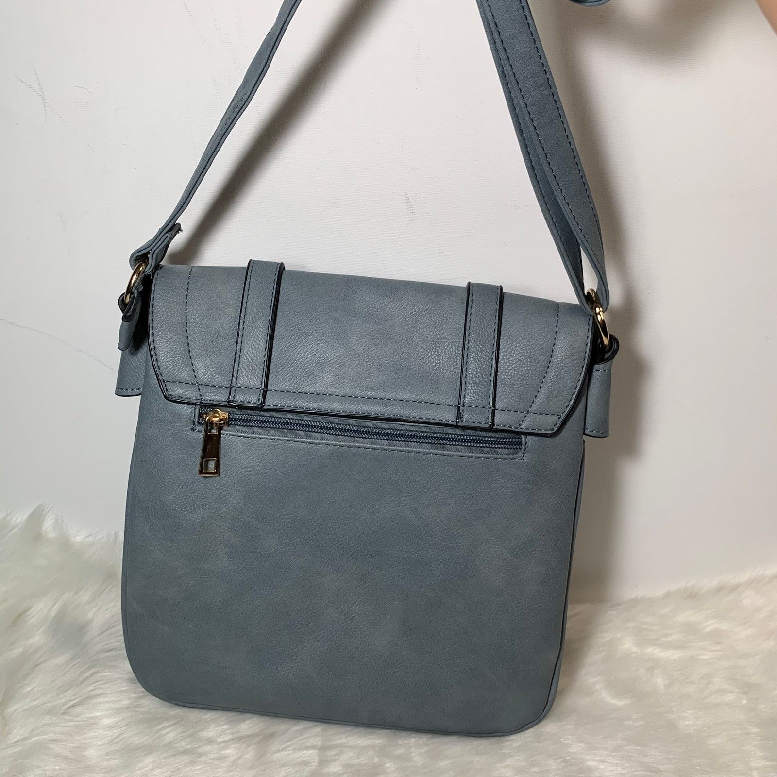 Other Women's Crossbody Blue Faux Leather Bag Size ONE SIZE - 2 Thumbnail
