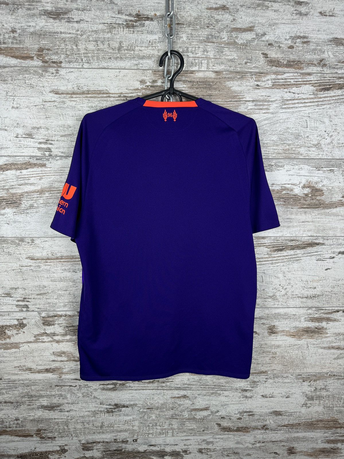 Vintage Mens Vintage New Balance Liverpool FC T-shirt soccer jersey Size US S / EU 44-46 / 1 - 12 Thumbnail