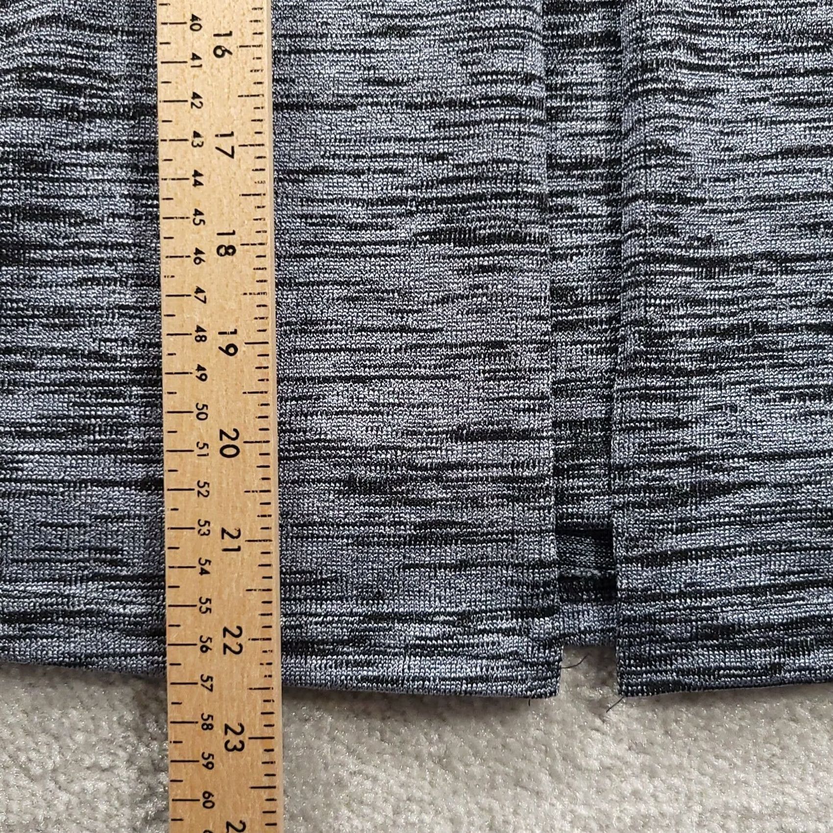 Vintage VINTAGE Notations Cardigan Womens PM Black Gray Marled One Button Petite USA Made Size M / US 6-8 / IT 42-44 - 6 Thumbnail
