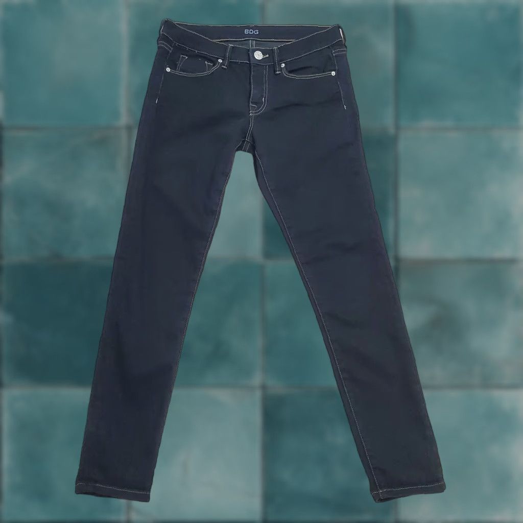 Bdg BDG Jeans Women 27x29 Black Mid Rise Twig Ankle Skinny Stretch Regular 28 Waist 27 Inseam 90s City Denim 5-Pocket Womens Size 27" / US 4 / IT 40 - 1 Thumbnail