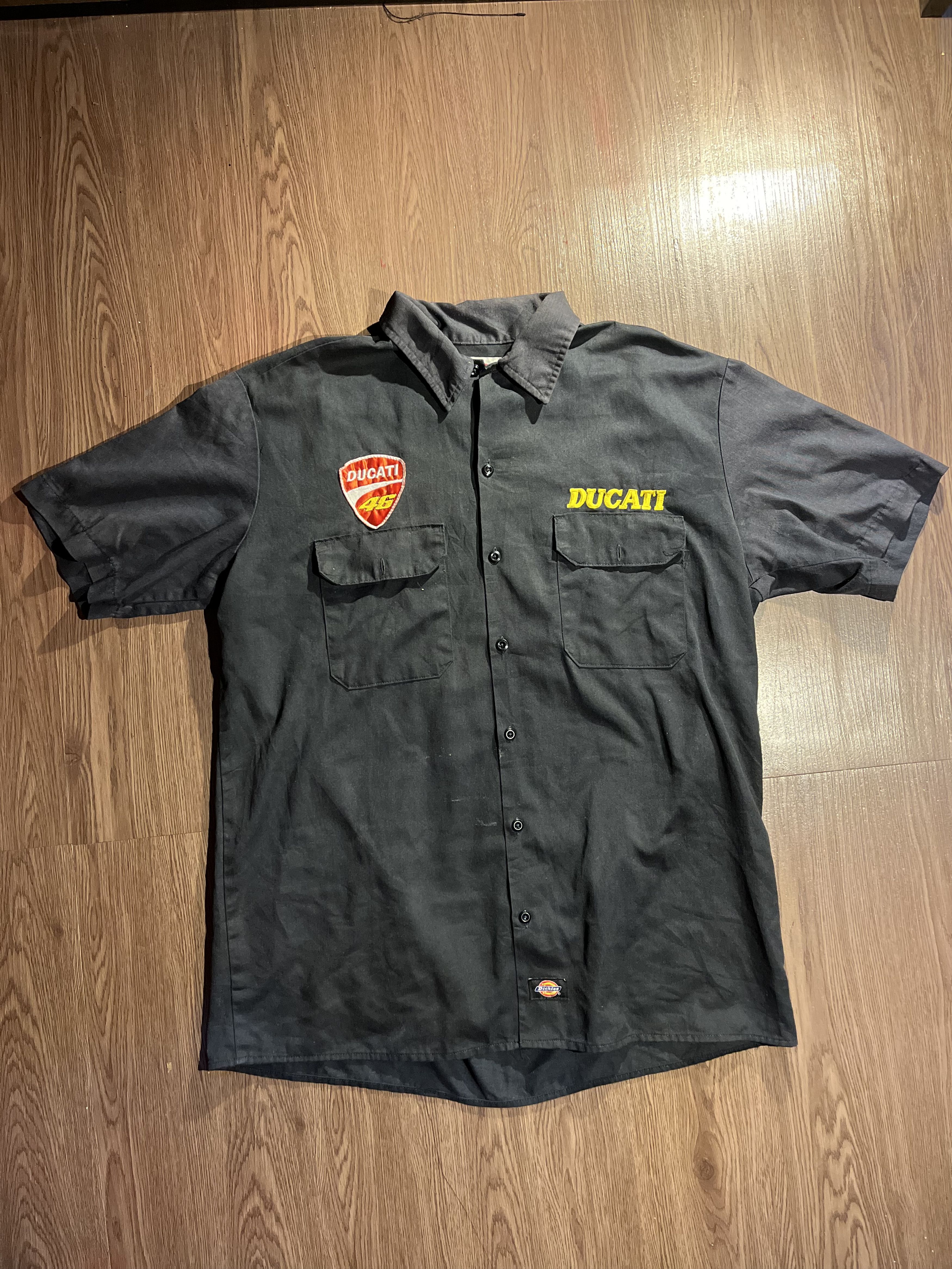 Ducati Vintage MOTO Ducati “DUCATI DOES IT” Workshirt (Dickies) Size US XL / EU 56 / 4 - 3 Thumbnail