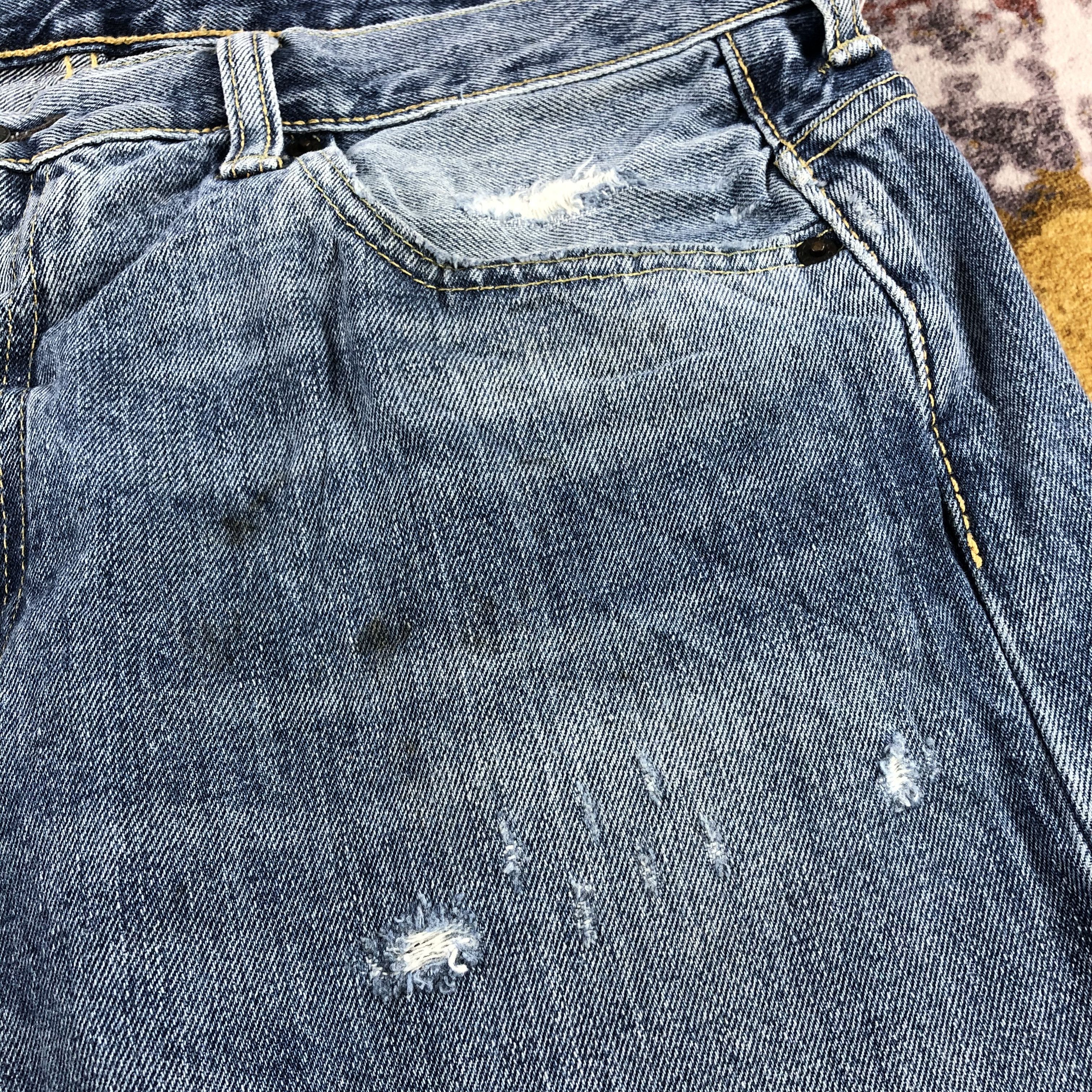 Levi's × Vintage Vintage Blue Wash Levis 569 Jeans-JM2996 Size US 36 / EU 52 - 11 Thumbnail