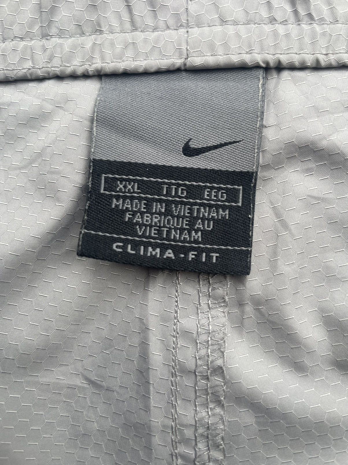 Nike Nike Honeycomb Clima Fit Short Size US 38 / EU 54 - 18 Thumbnail