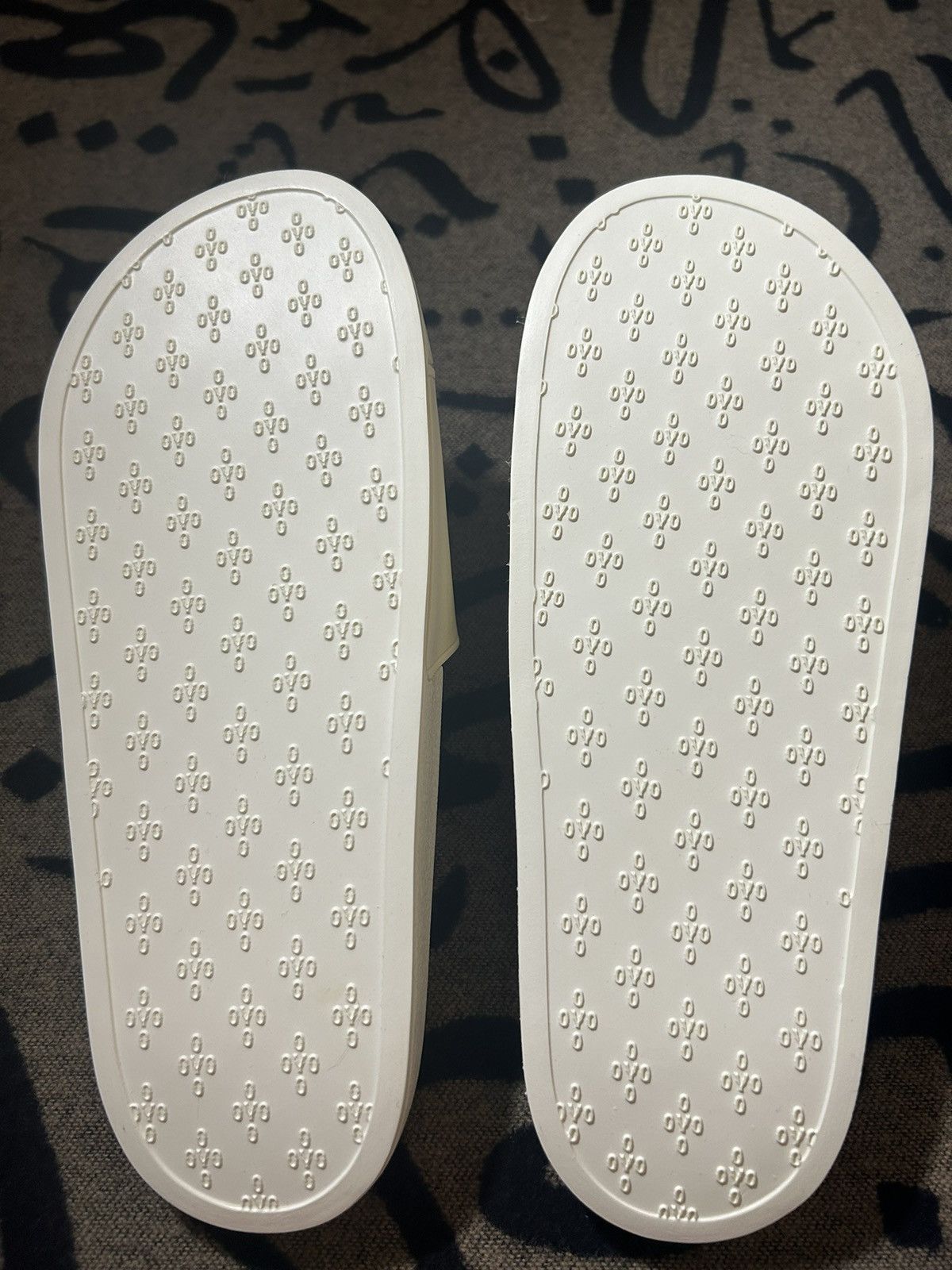 Drake 2021 Octobers Very Own Og Owl Cream Slide Size US 9 / EU 42 - 8 Thumbnail