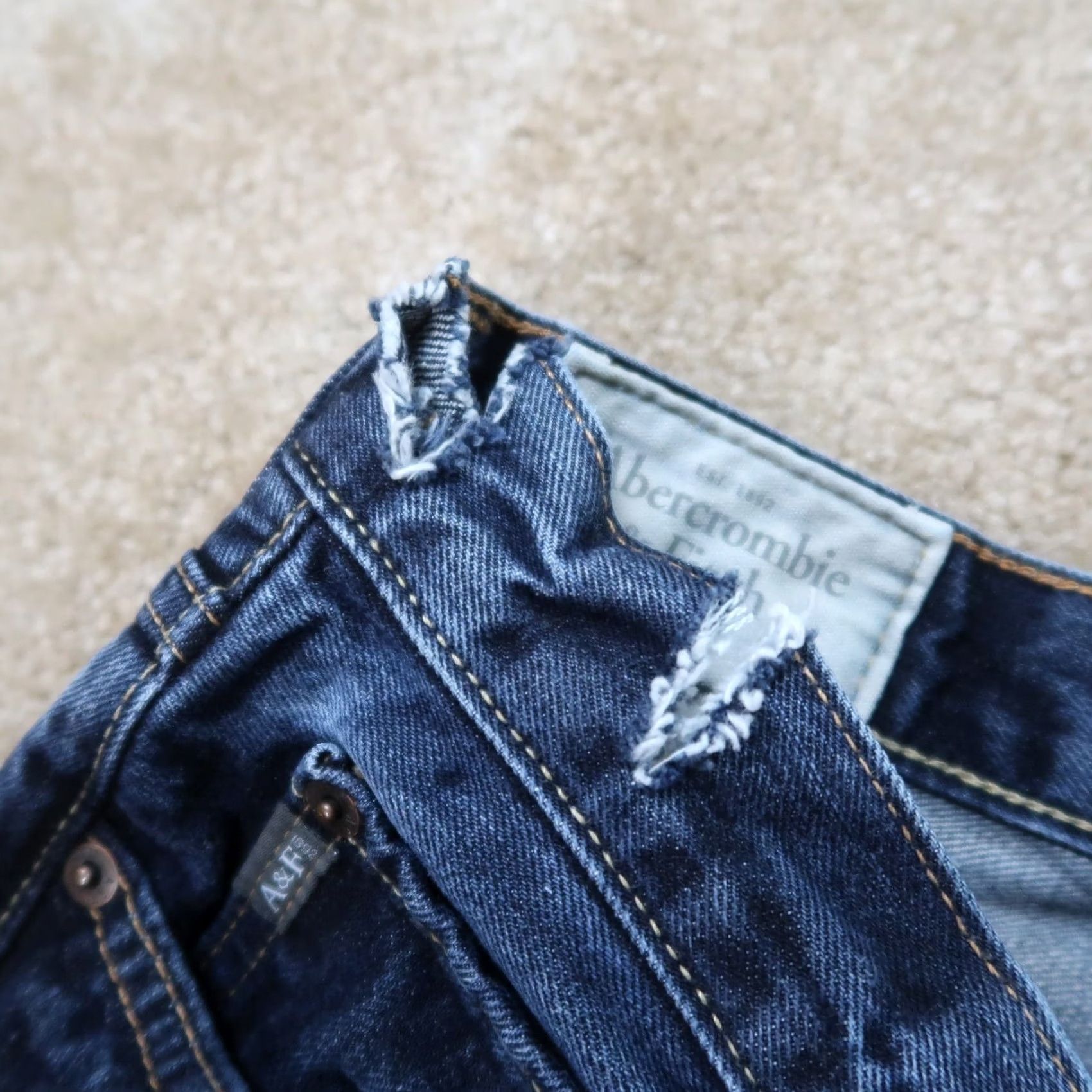 Abercrombie & Fitch VINTAGE Abercrombie & Fitch Jeans Slim Straight 31x32 Blue Denim Button Fly Mens 80s 90s Straight Jeans Size US 31 - 4 Thumbnail