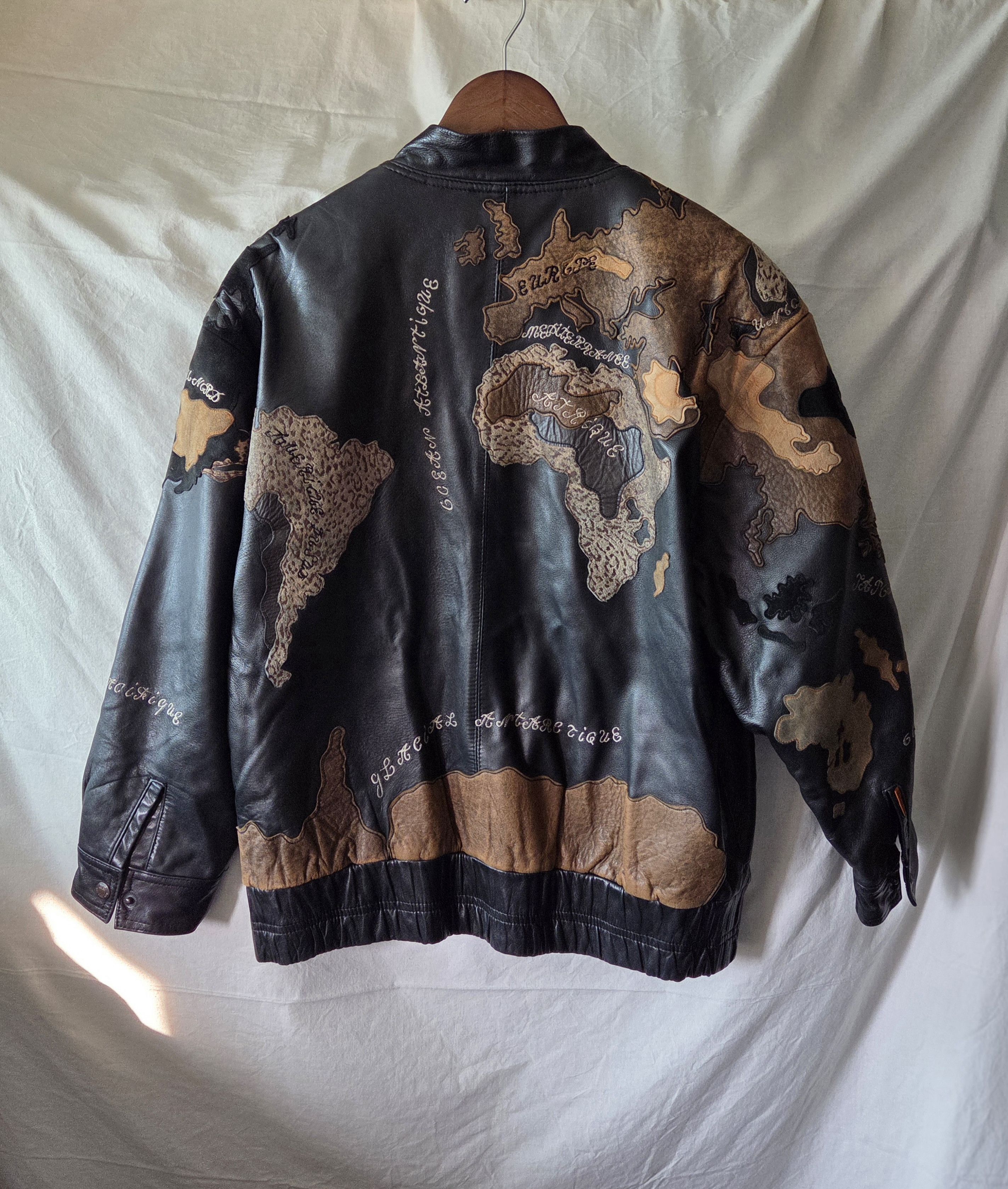 Other World Map Patch Lambskin Leather Jacket Size US L / EU 52-54 / 3 - 2 Thumbnail