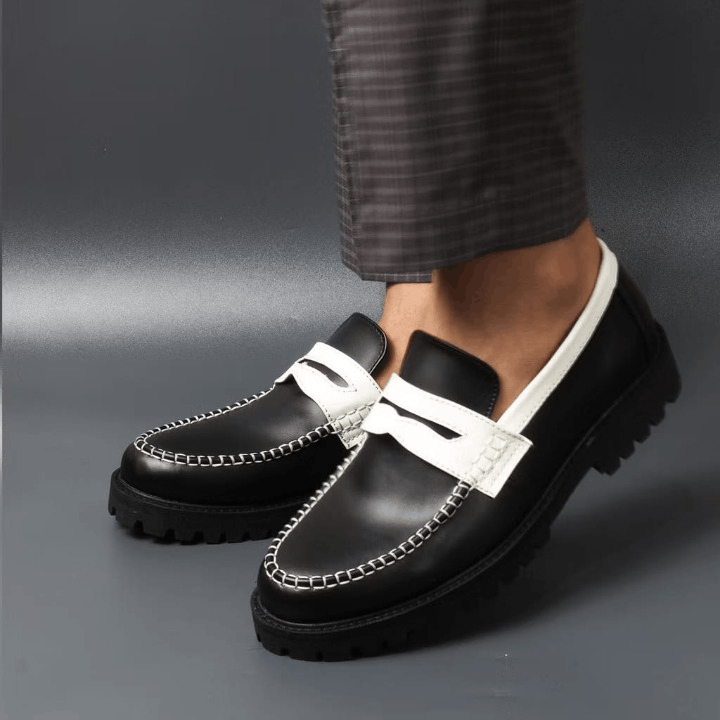 Genuine Leather Silane Loafer Shoes Leather Black White Size US 10 / EU 43 - 5 Thumbnail