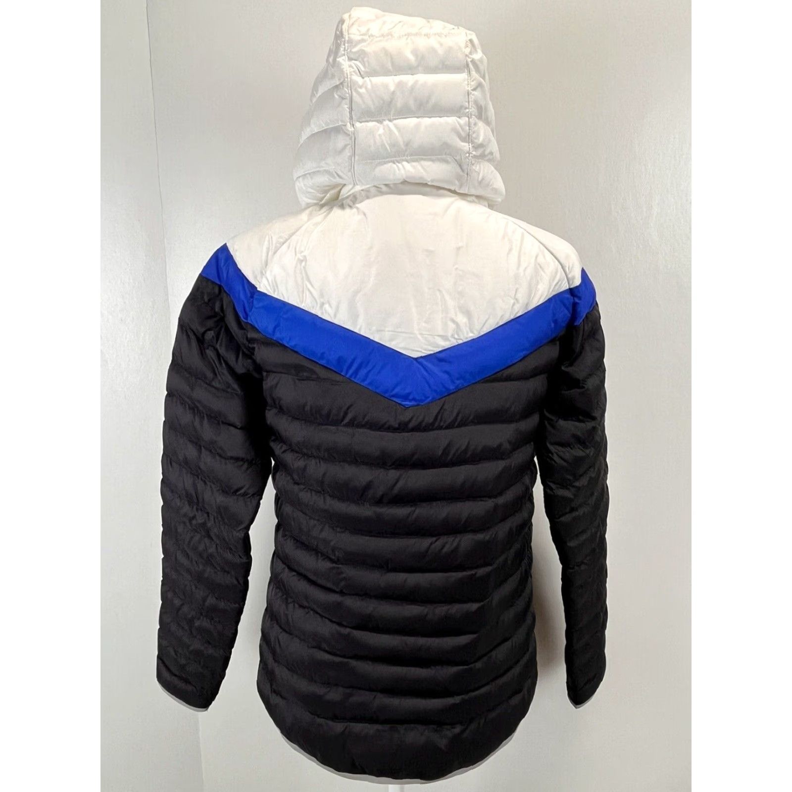 Gap Gap Women’s Fit Puffer Coat Hood Sz M GUC Size M / US 6-8 / IT 42-44 - 4 Thumbnail