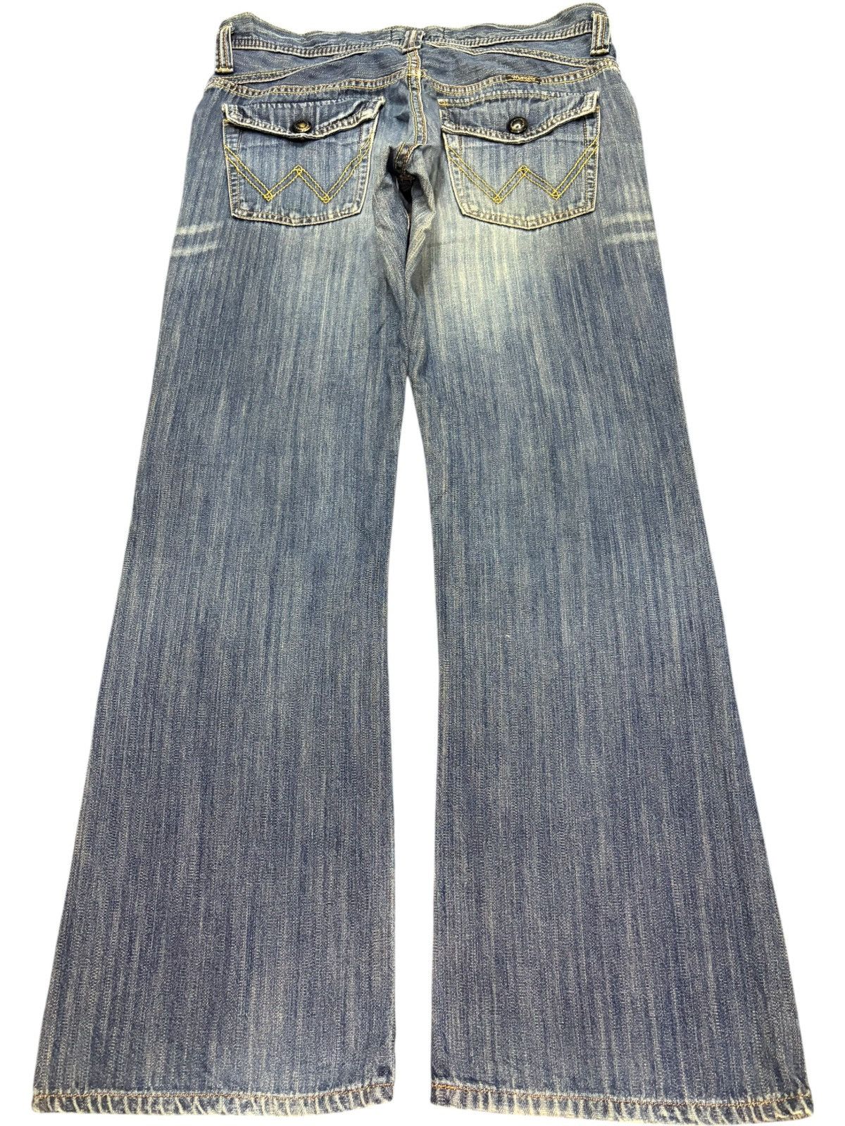Wrangler Vintage Wrangler Rusty Wash Distress Flare Jeans Size US 32 / EU 48 - 2 Thumbnail