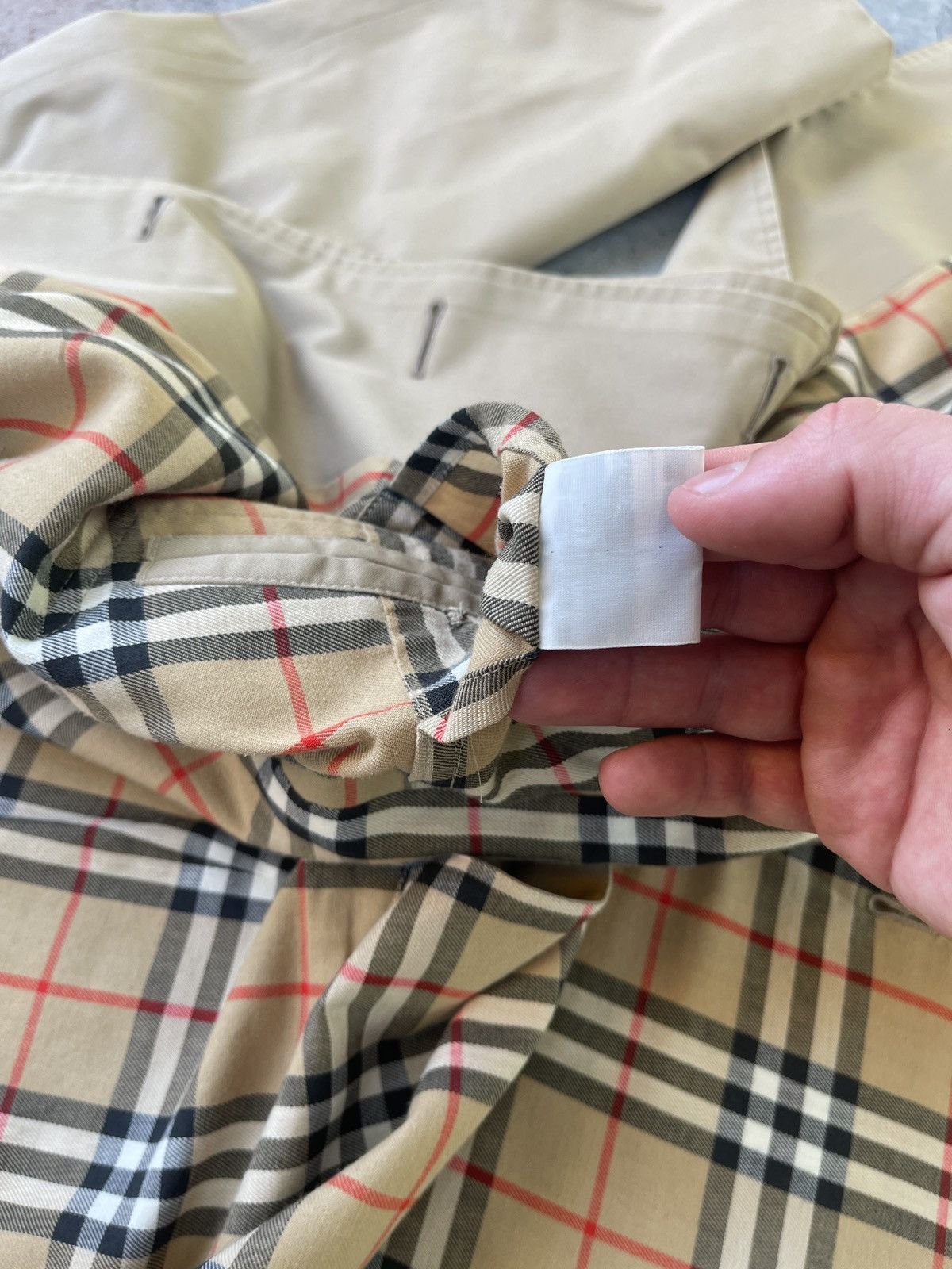 Burberry Vintage Burberry Trench Coat 90s Nova Check Beige Belted Size US L / EU 52-54 / 3 - 14 Thumbnail