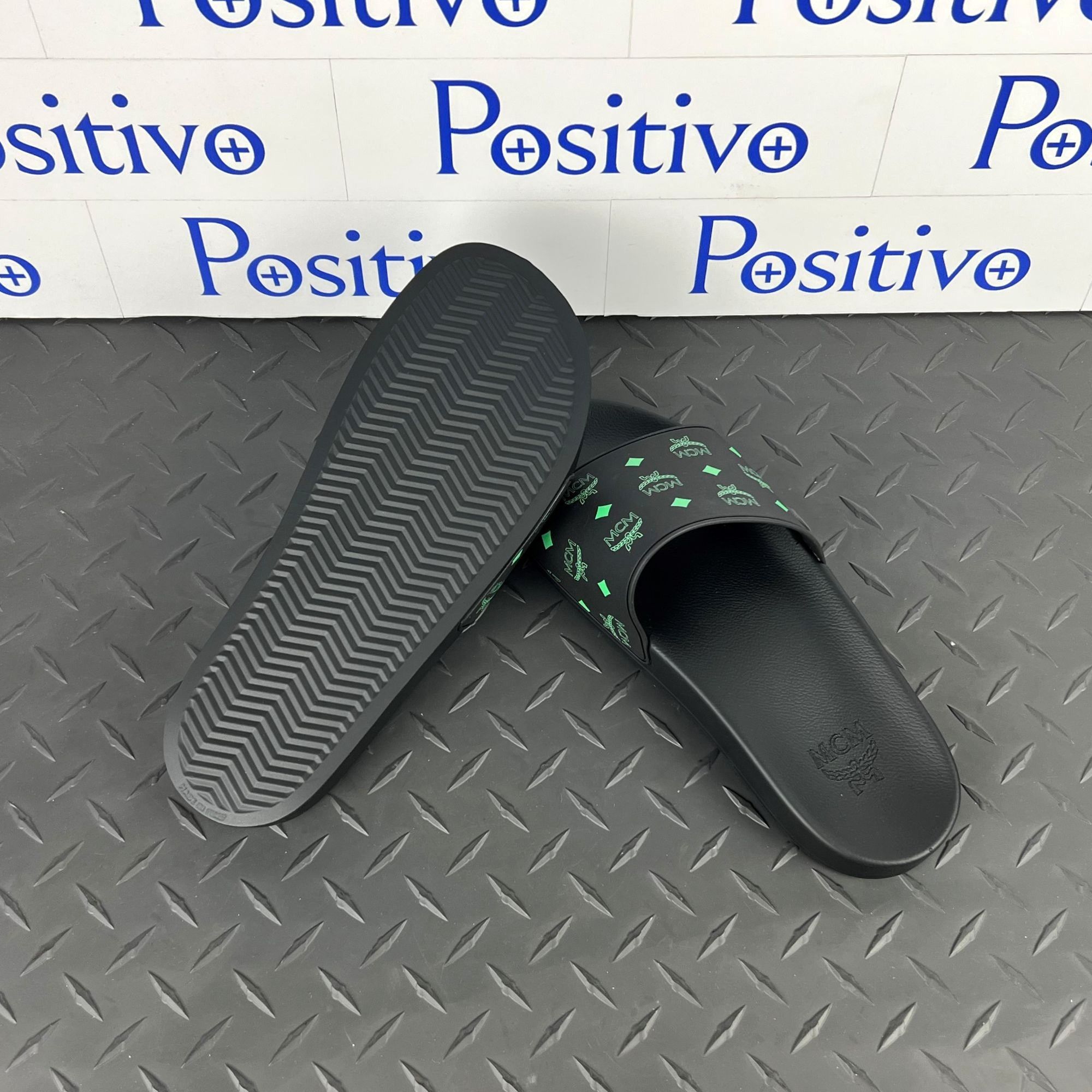 MCM MCM Black/Green Monogram Print Rubber Slides US 8 EU 41 Size US 8 / EU 41 - 3 Thumbnail