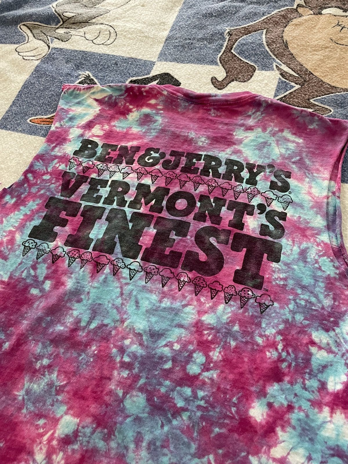 Vintage Vintage Ben and Jerry’s cherry Garcia cutoff tee Size US XL / EU 56 / 4 - 4 Thumbnail