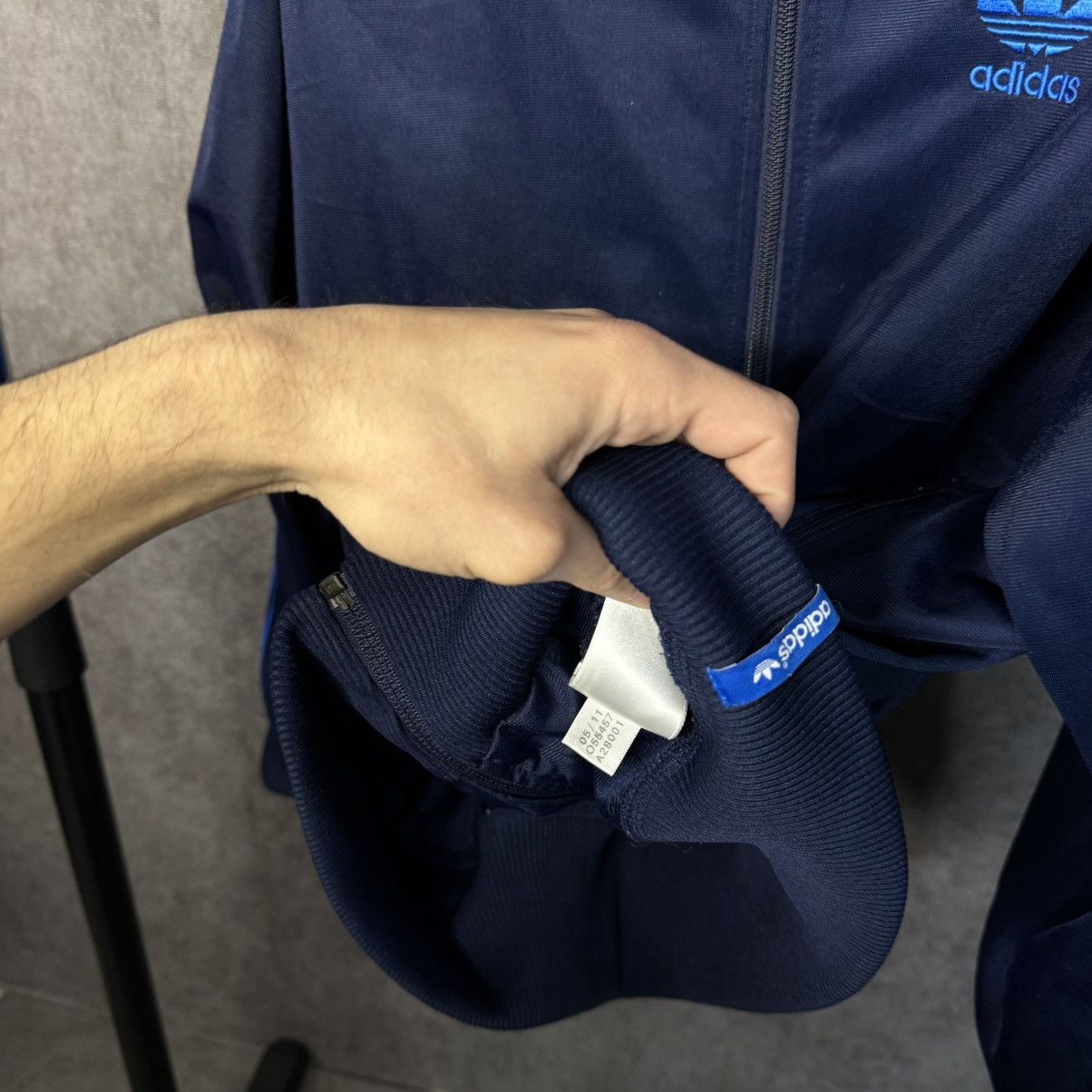 Adidas × Vintage Y2K Vintage Adidas Zip Up jacket streetwear style tracksuit Size US M / EU 48-50 / 2 - 7 Thumbnail