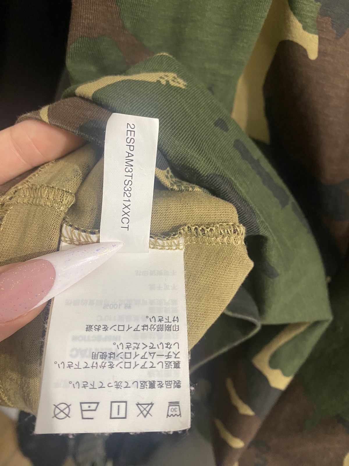 Evisu × Palace palace x evisu heart t-shirt camo Size US M / EU 48-50 / 2 - 8 Thumbnail