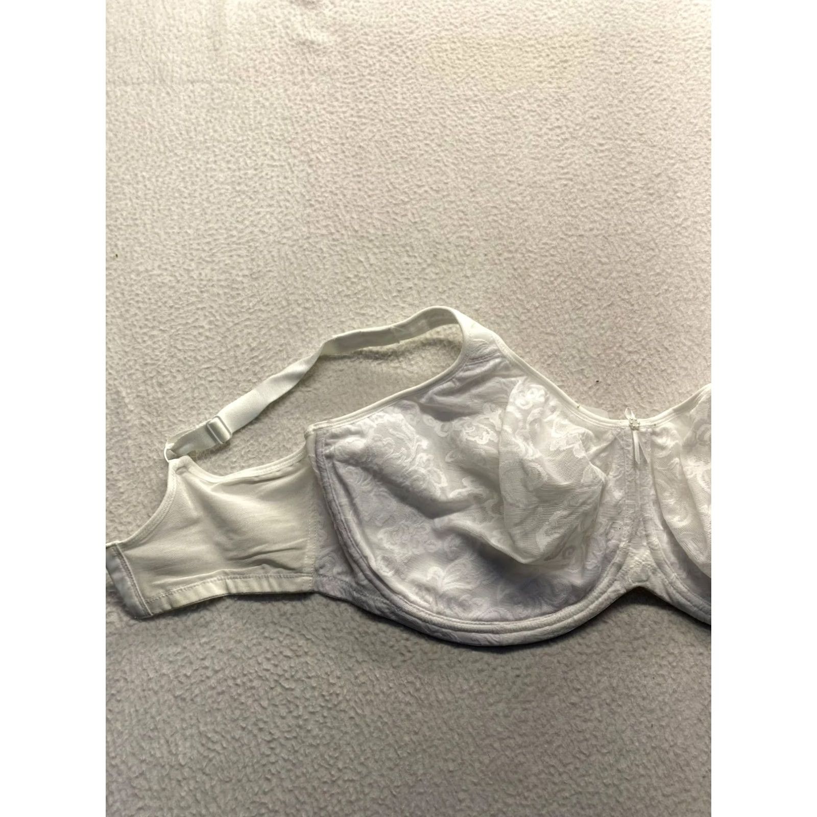 Vintage Lunaire White Lace Underwire Bra With Floral Embroidery & Adjustable Straps #5861 Size ONE SIZE - 6 Thumbnail