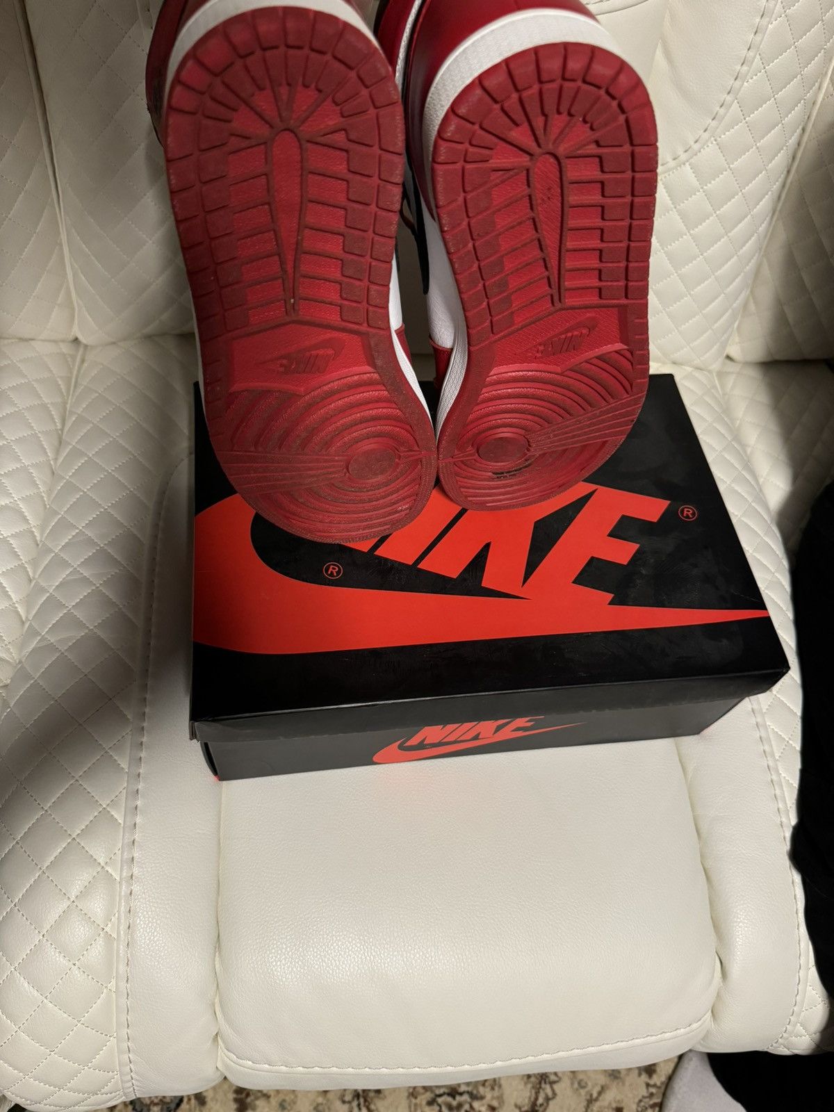 Jordan Brand Nike Air Jordan 1 High OG “Homage to Home” Size US 11 / EU 44 - 8 Thumbnail