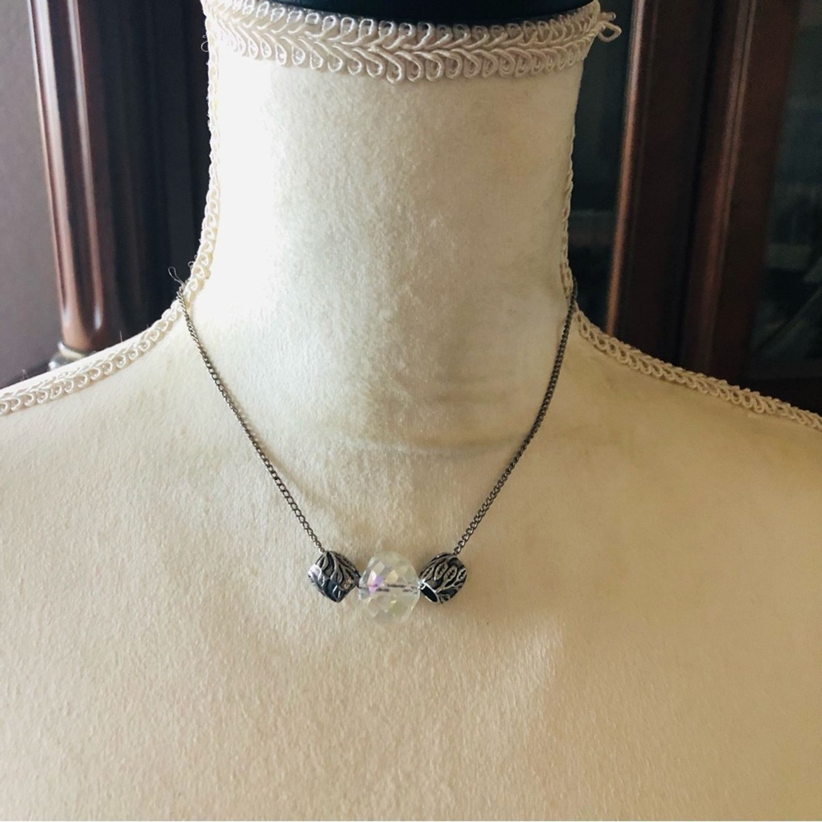 Vintage Vintage faceted aurora borealis crystal necklace Size ONE SIZE - 2 Thumbnail