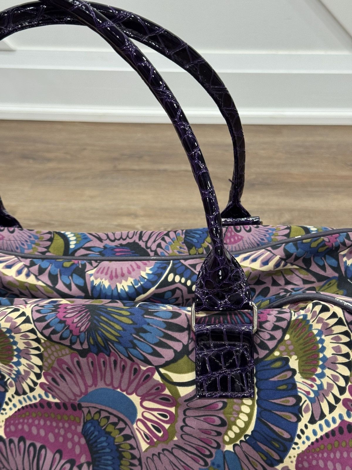 Vintage Kathy Van Zeeland Vintage Y2K Psychedelic Rolling Duffel Bag Size ONE SIZE - 10 Thumbnail