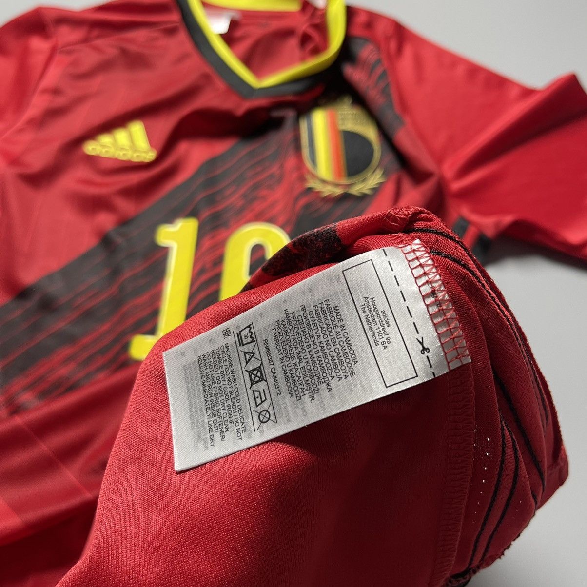 Adidas × Vintage 13-14Y BELGIUM ADIDAS 2020 EURO FOOTBALL JERSEY #16 HAZARD Size US XS / EU 42 / 0 - 9 Thumbnail