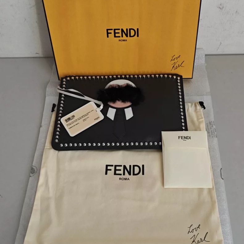 Fendi Fendi studded leather zipper clutch bag Size ONE SIZE - 6 Thumbnail