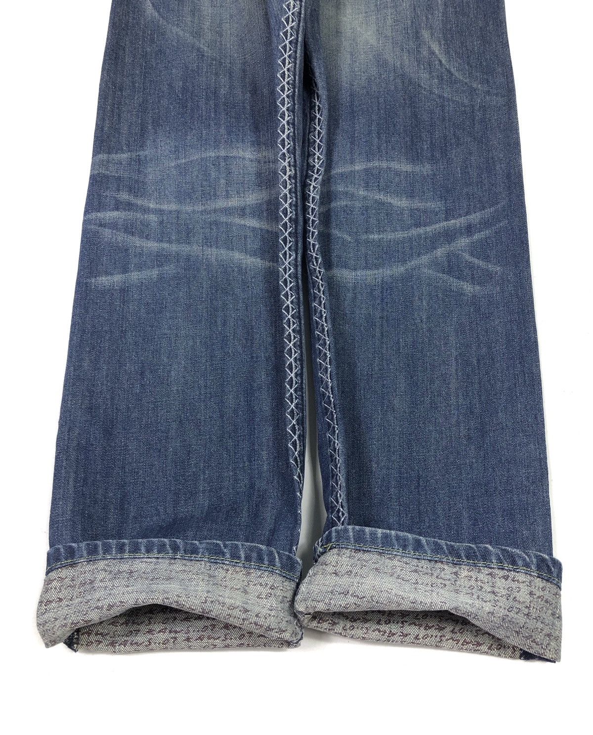 Kaws RARE🔥2007 LEVIS X KAWS X ORIGINAL FAKE LOT 502 JEANS Size US 28 / EU 44 - 10 Thumbnail