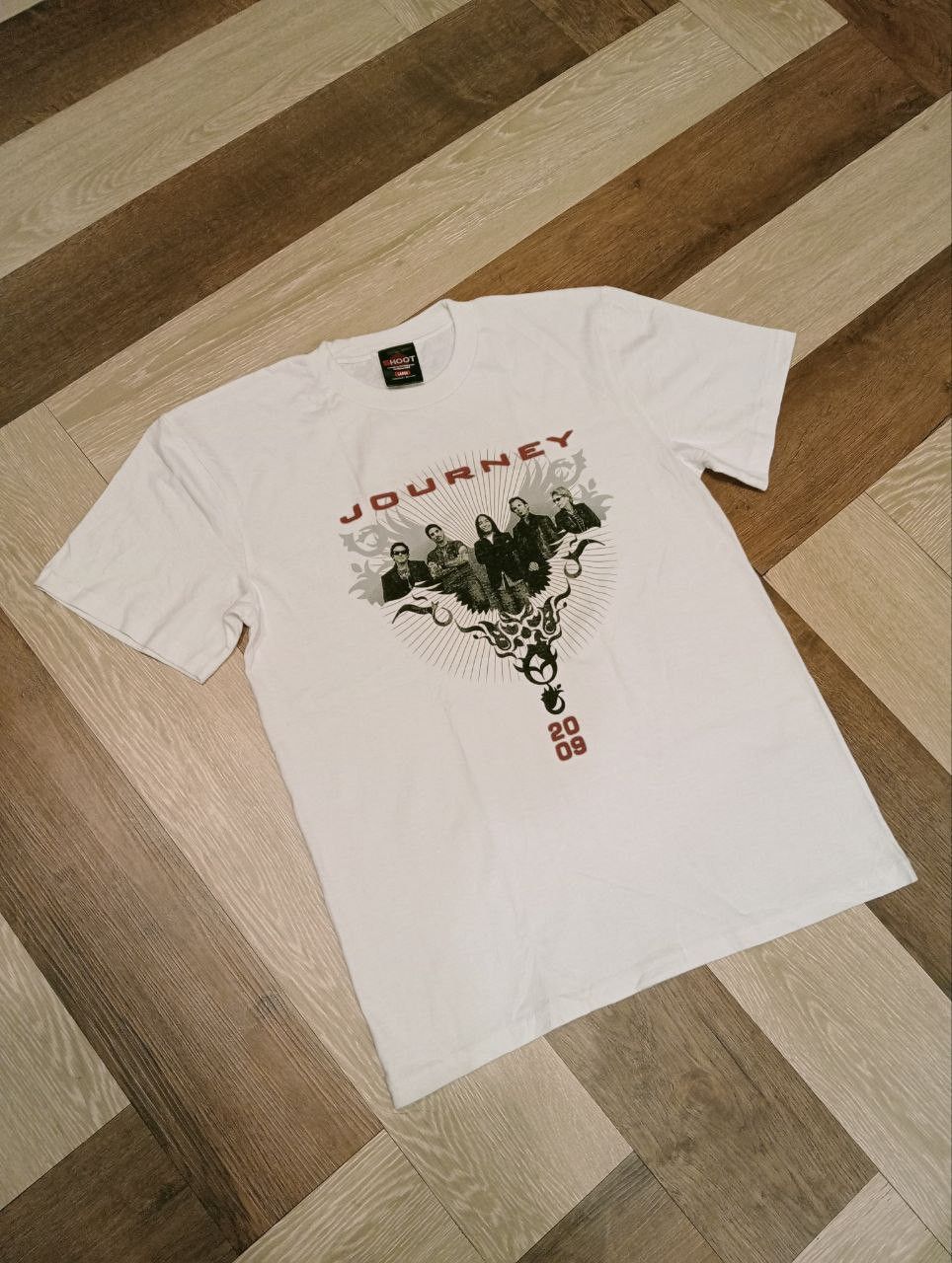 JOURNEY BAND VINTAGE TSHIRT - SIZE L