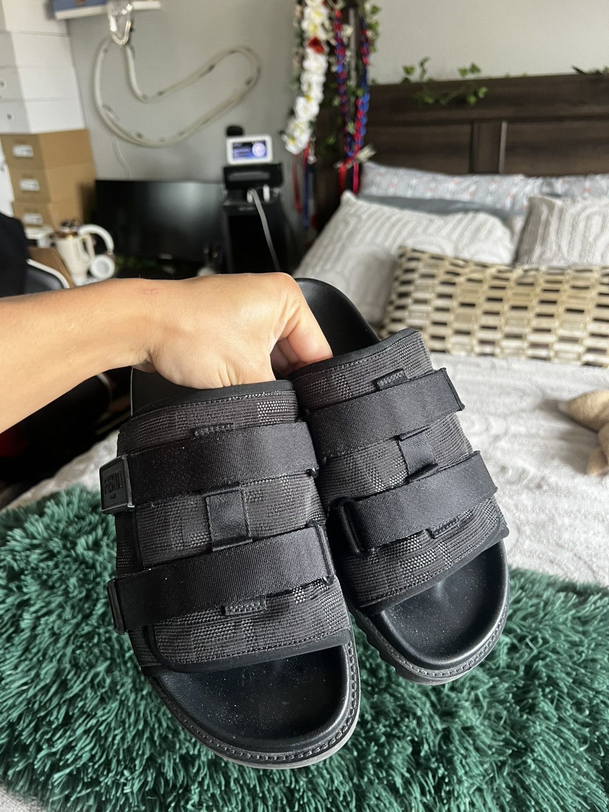Fendi Fendi Black Monogram-Print Mesh Slides Size 8 Size US 8 / EU 41 - 2 Thumbnail