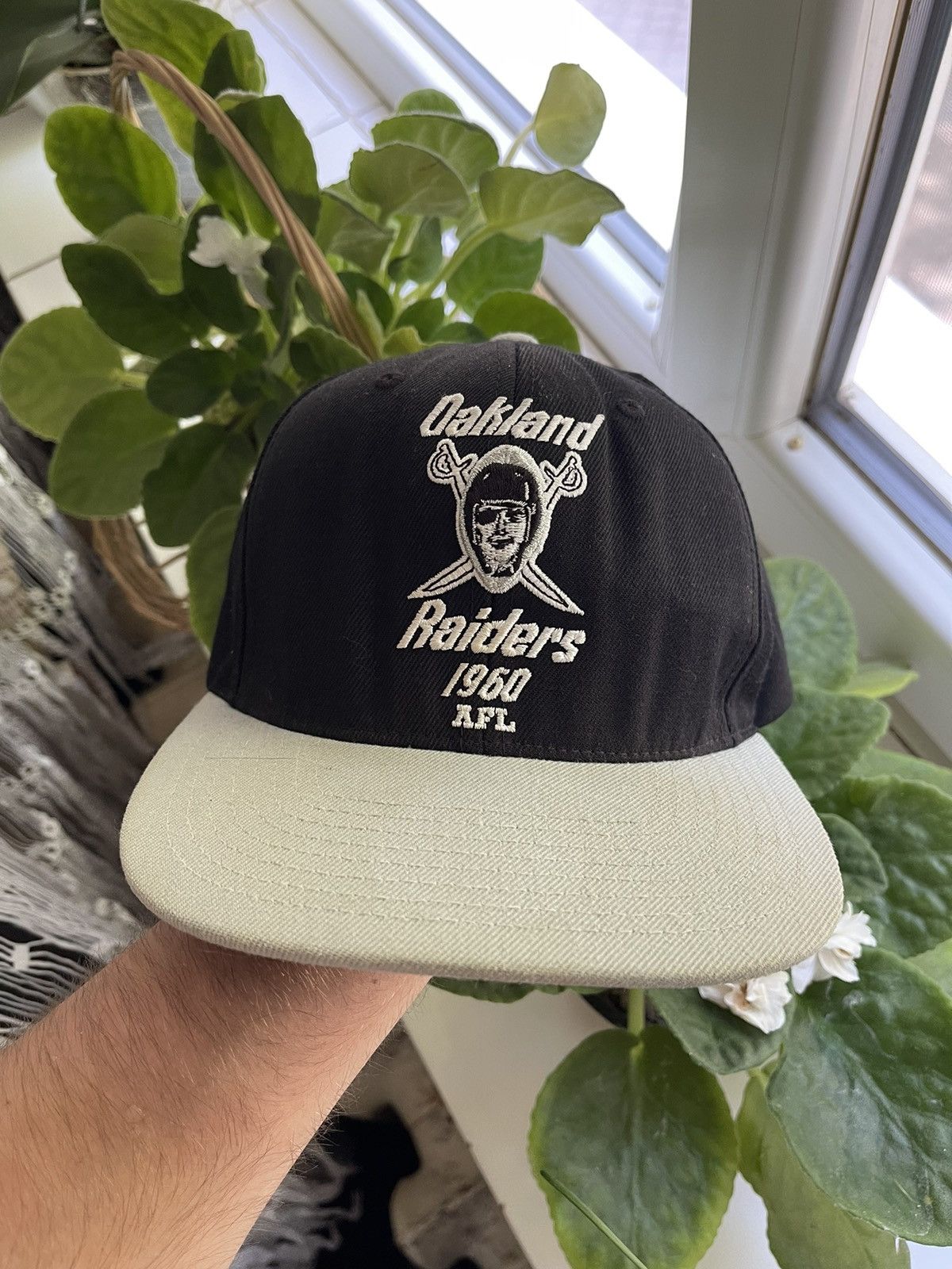 Outlet Vintage Mitchell & Ness Raiders Snapback Hat