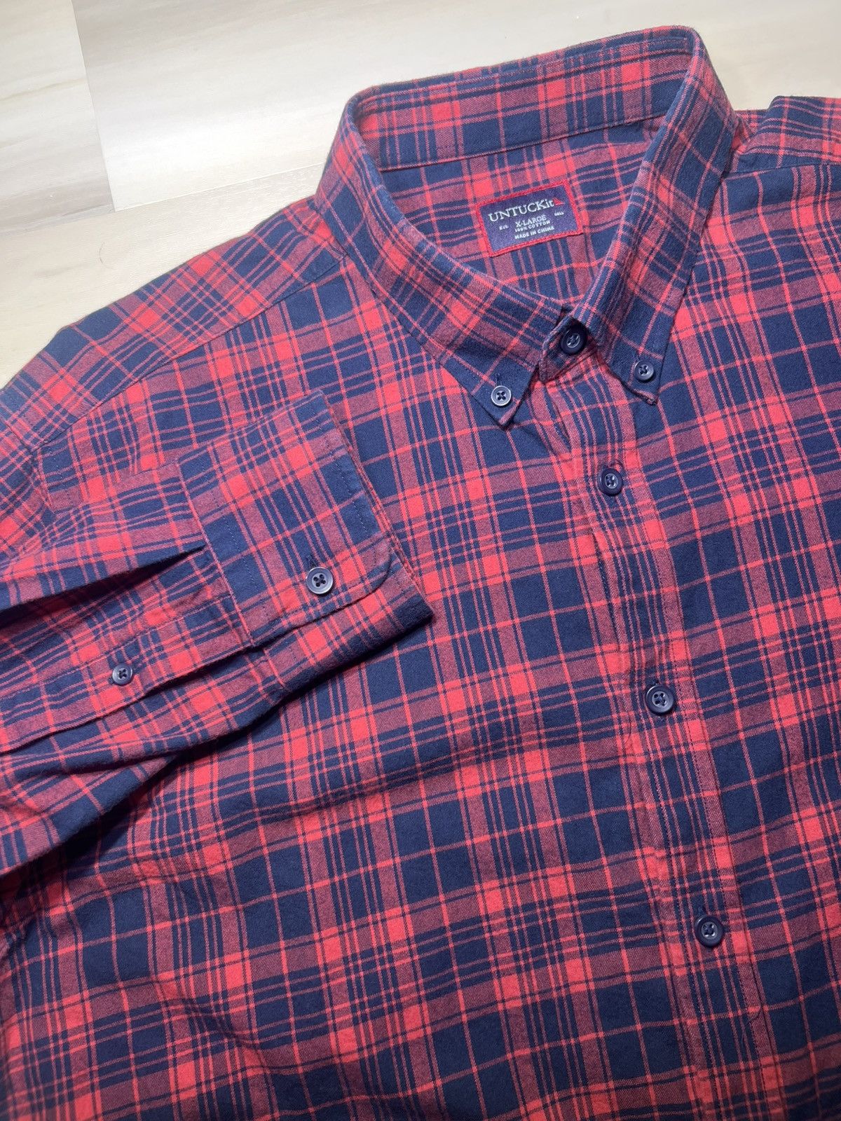 UNTUCKit UNTUCKit Shirt Mens XL Red Plaid Wrinkle Free Lumberjack Size US XL / EU 56 / 4 - 1 Thumbnail