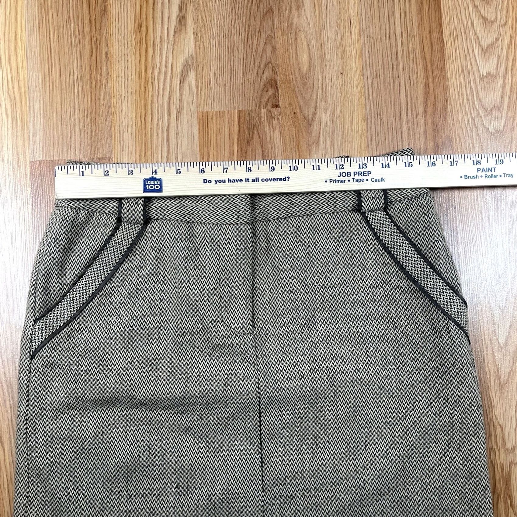 Vintage British Khaki Skirt Women's 8 Wool Blend Straight Pencil Lined Above Knee 58532 Size 30" / US 8 / IT 44 - 3 Thumbnail