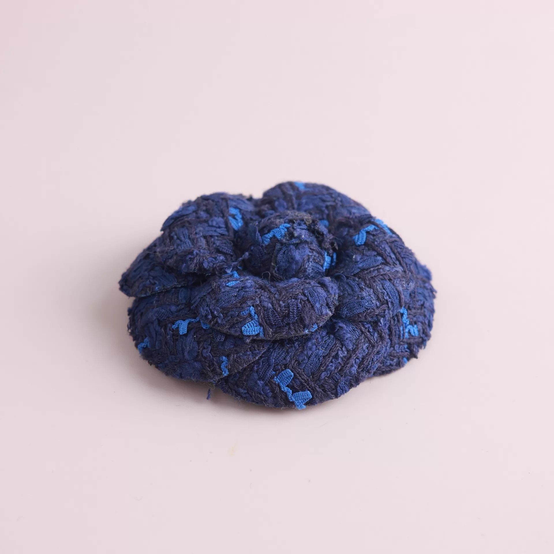 Chanel Chanel Tweed Blue Camellia Brooch Size ONE SIZE - 6 Thumbnail