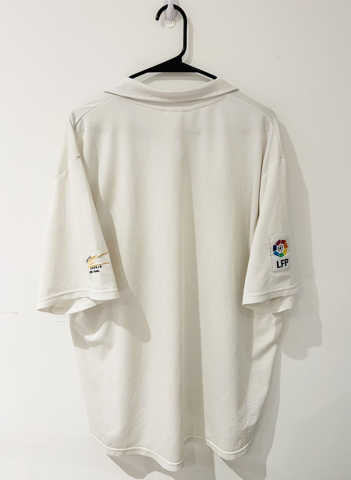 Adidas Real Madrid 2002/03 home jersey Size US L / EU 52-54 / 3 - 2 Thumbnail