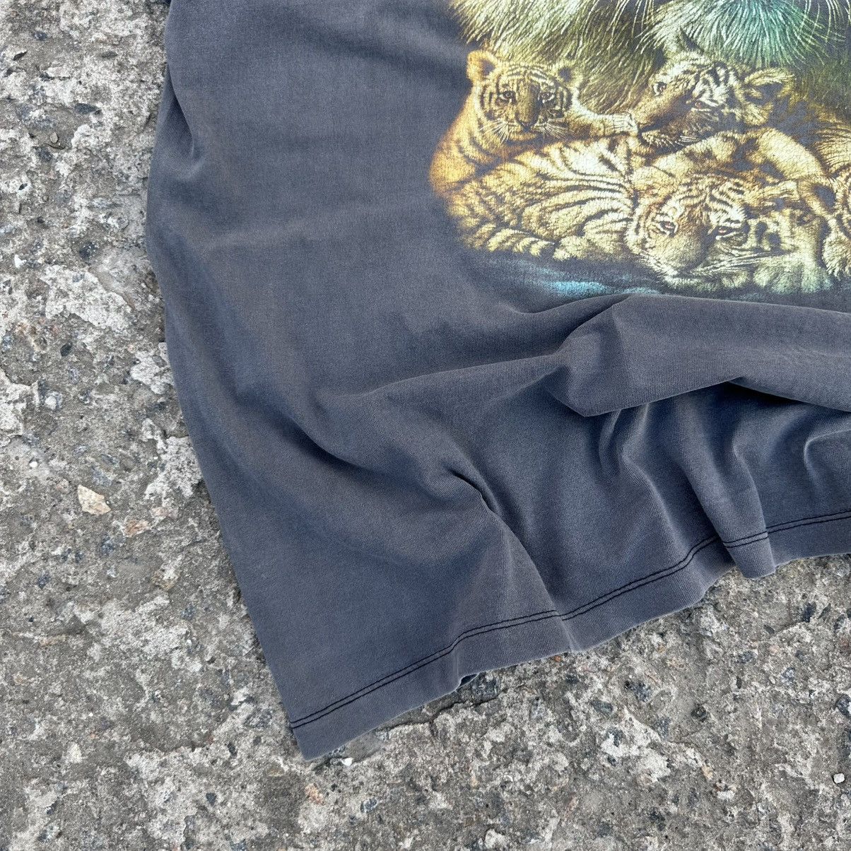 Japanese Brand × Vintage Vintage Japanese Style Wild Tiger Logo T-shirts Big Logo Y2K Size US XXL / EU 58 / 5 - 11 Thumbnail