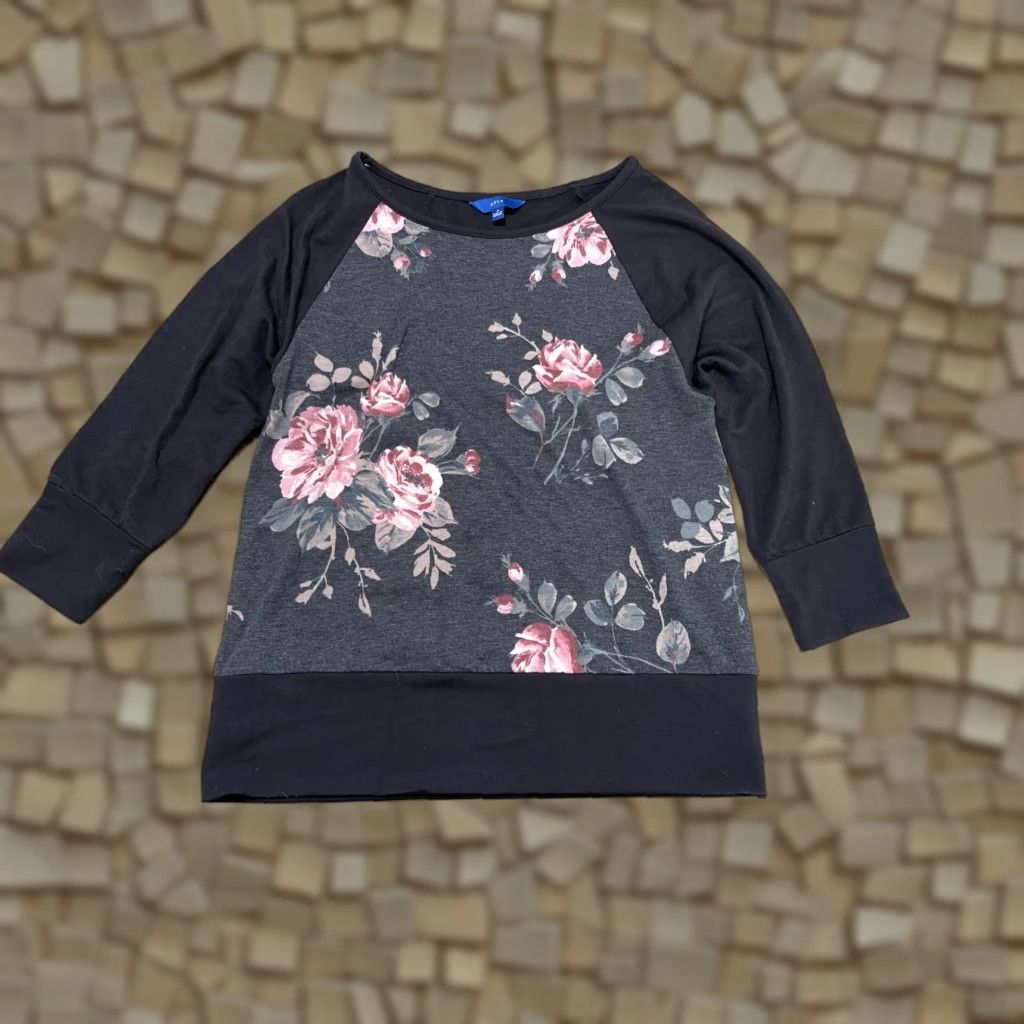 Apt. 9 Apt. 9 Women's Black Floral Long Sleeve T-Shirt, Size Small User: Apt. 9 Women's Black Floral Long Sleeve T-Shirt, Size Small Size S / US 4 / IT 40 - 1 Thumbnail