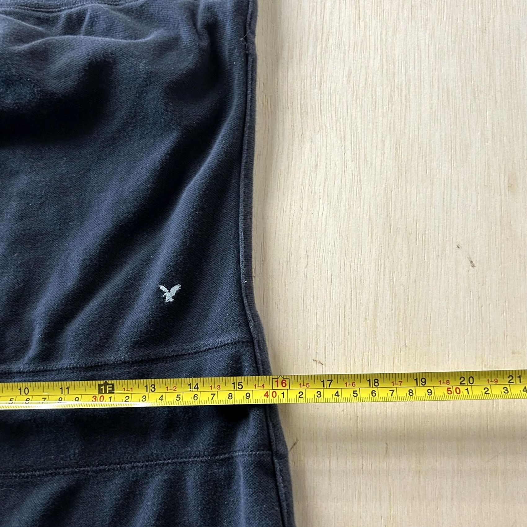 American Eagle Outfitters VINTAGE American Eagle Outfitters Skirt Womens M Black Fleece Mini Drawstring Size 32" / US 10 / IT 46 - 5 Thumbnail