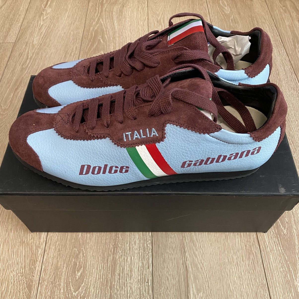 Dolce & Gabbana Retail Price Over $1,000 / Brand New Dolce & Gabbana Sneaker Size US 8 / EU 41 - 4 Thumbnail