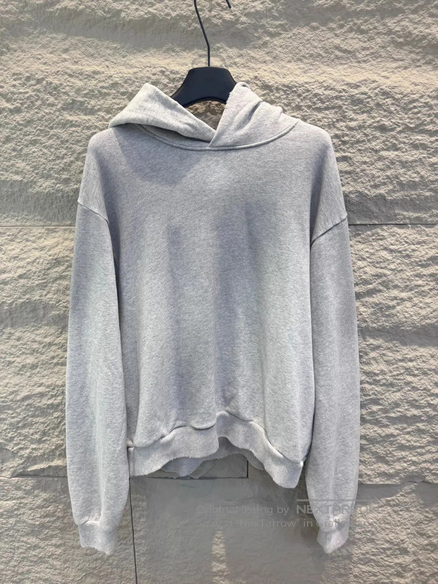 Acne Studios Gray Oversized Cropped Hoodie. Size US M / EU 48-50 / 2 - 1 Thumbnail